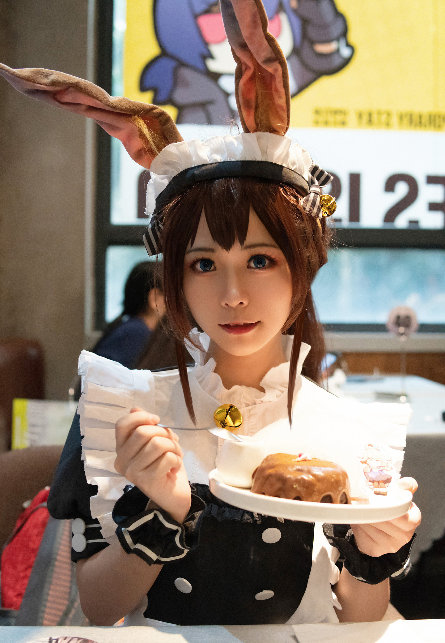 《明日方舟》 阿米娅 女仆cosplay (3/8) 《明日方舟》 阿米娅 女仆cosplay 第3张 - 阿米娅图集