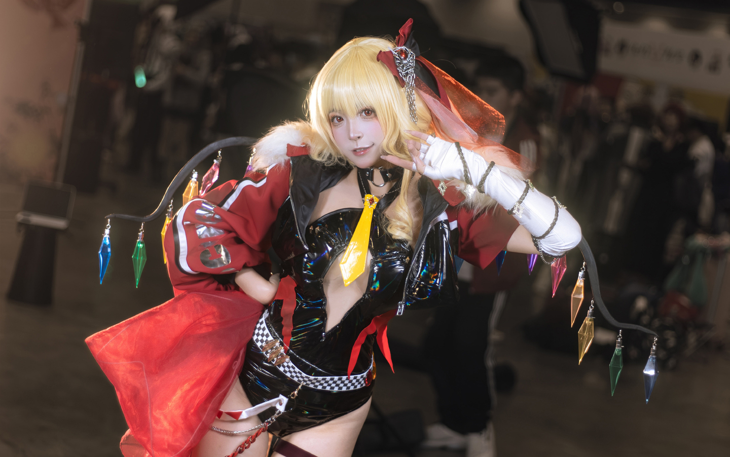 《东方project》芙兰朵露·斯卡雷特cosplay (10/11) 《东方project》芙兰朵露·斯卡雷特cosplay 第10张 - 芙兰朵露·斯卡雷特图集