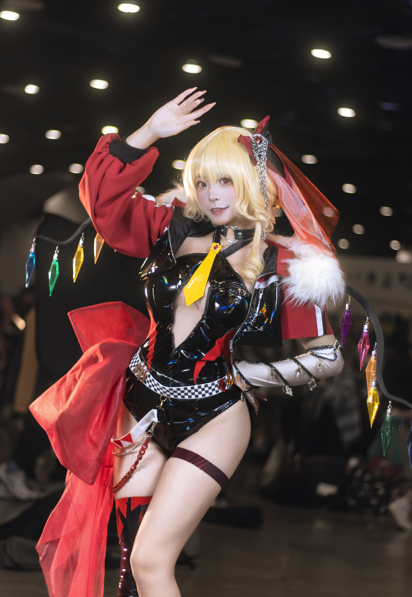 《东方project》芙兰朵露·斯卡雷特cosplay (11/11) 《东方project》芙兰朵露·斯卡雷特cosplay 第11张 - 芙兰朵露·斯卡雷特图集