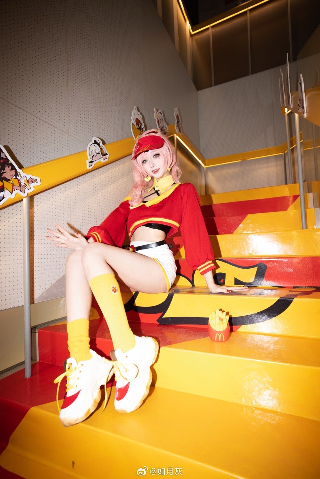 《绝区零》妮可cosplay (10/10) 《绝区零》妮可cosplay 第10张 - 妮可图集