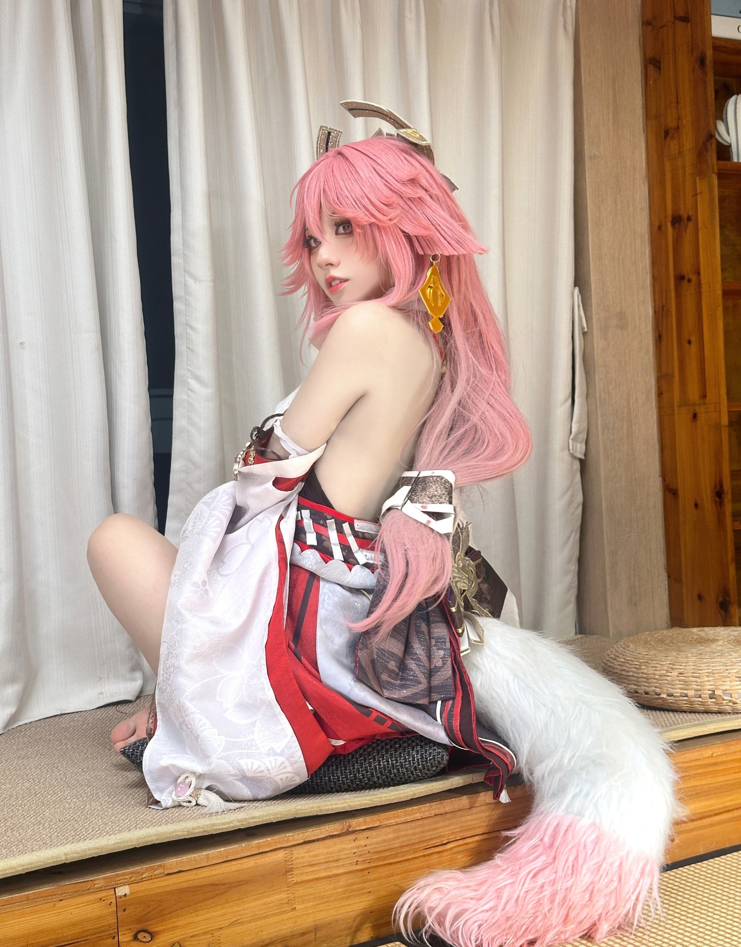 《原神》八重神子cosplay (2/6) 《原神》八重神子cosplay 第2张 - 八重神子图集