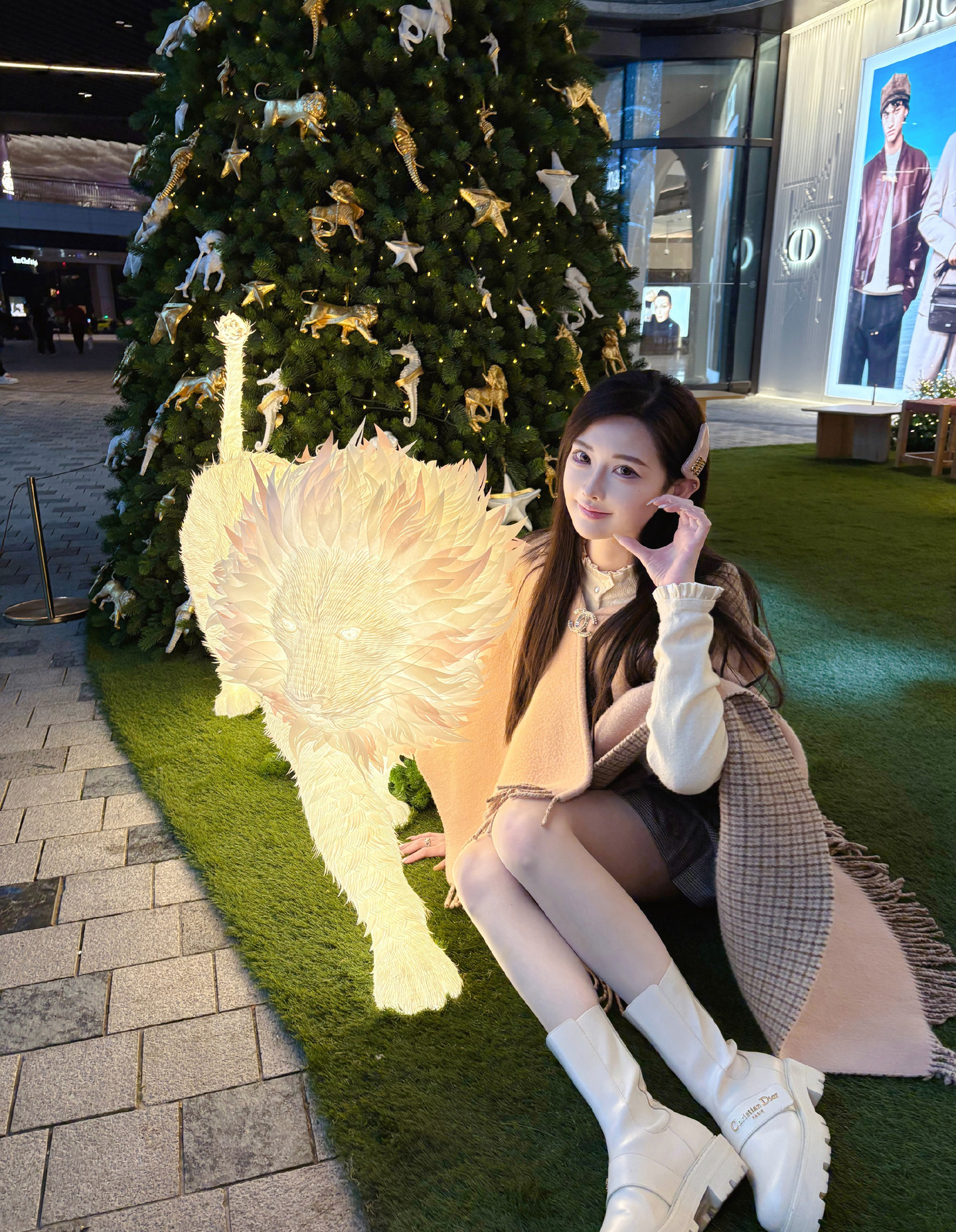 露哥日常穿搭 第6张 - cosplay图集