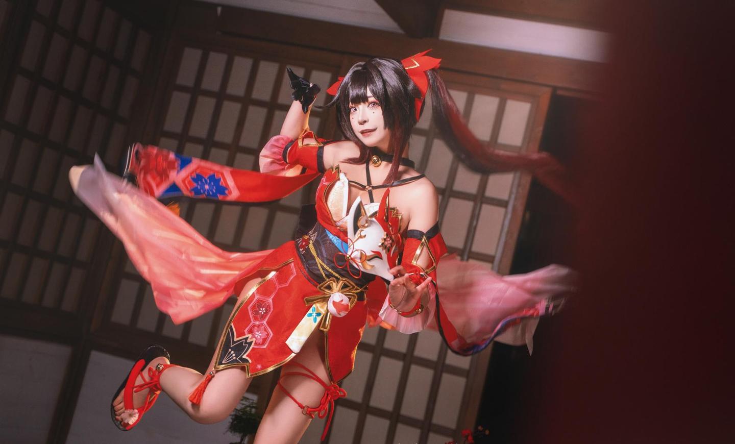 《崩坏:星穹铁道》花火cosplay (2/9) 《崩坏:星穹铁道》花火cosplay 第2张 - 花火图集