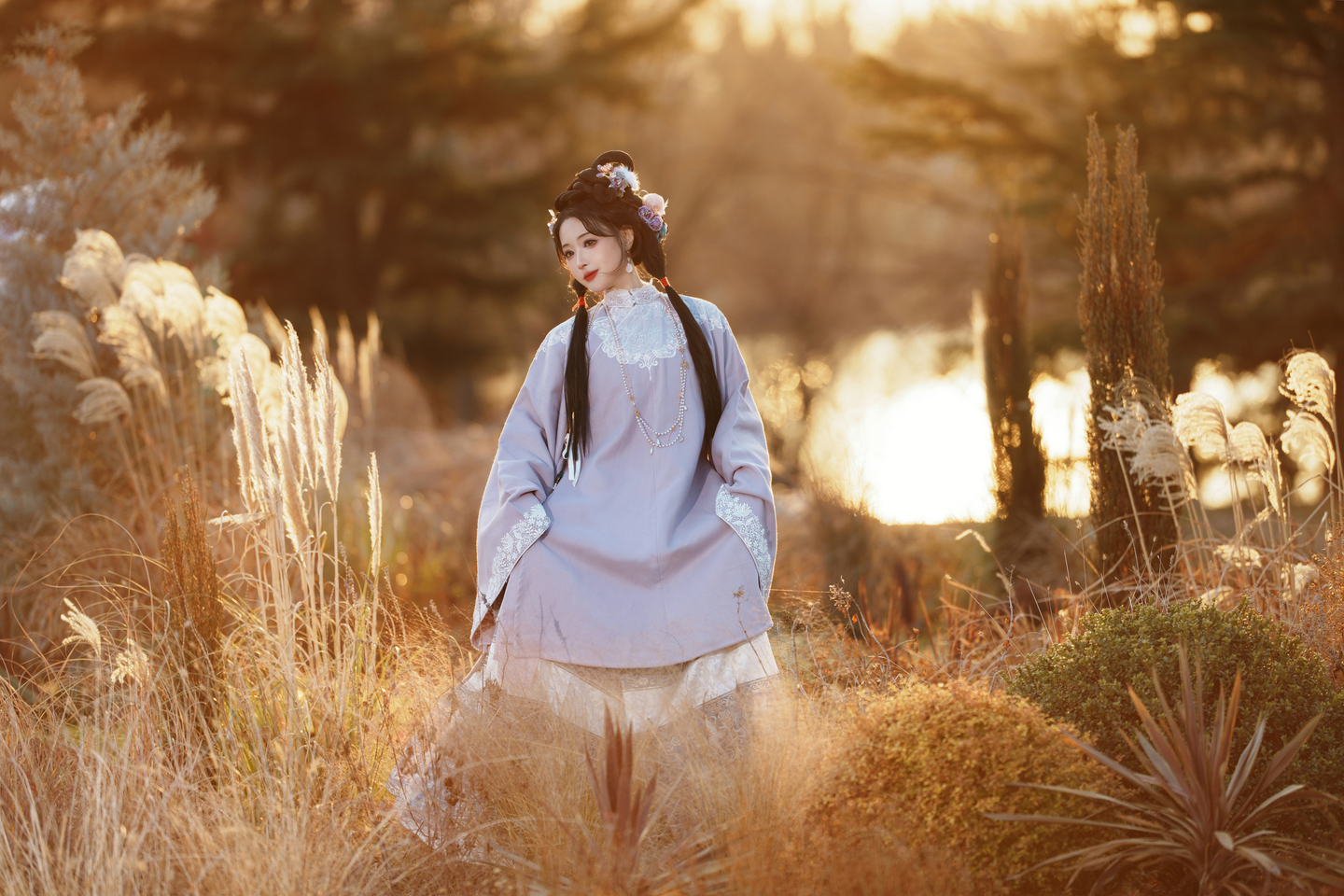 冬日夕阳下的一抹丁香色 | COSER之家精选图集-coser家，cosplay爱好者，二次元聚集地，动漫文化，新番资讯，ACG，Coser展示