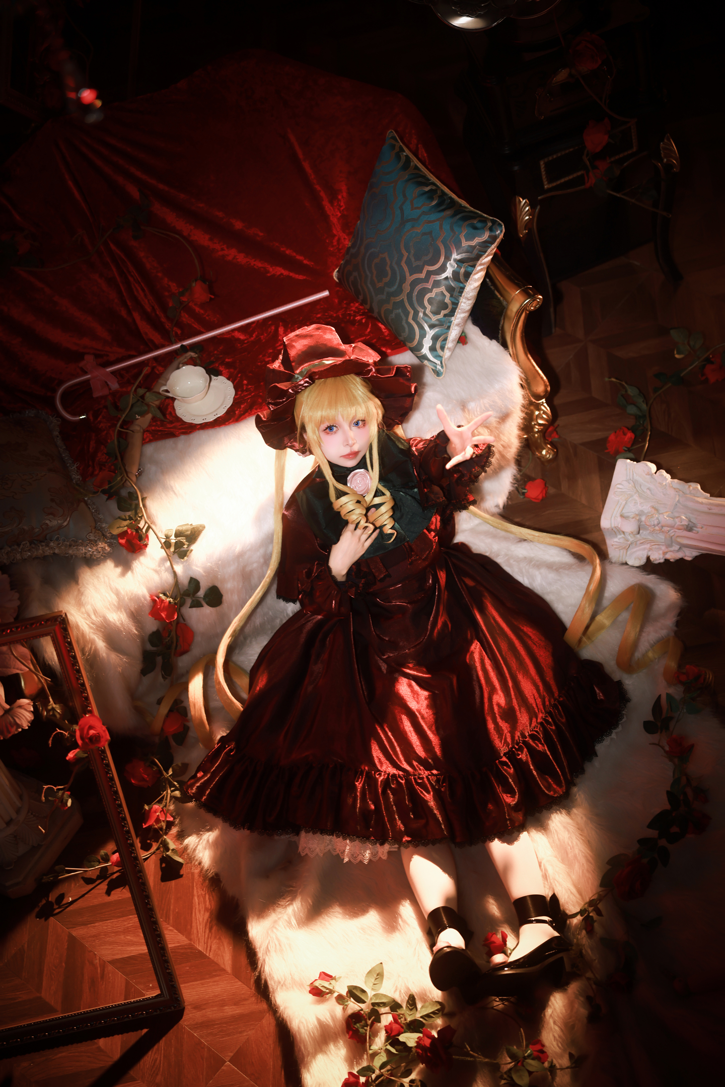 《蔷薇少女》真红&雏莓cosplay (6/18) 《蔷薇少女》真红&雏莓cosplay 第6张 - 真红图集