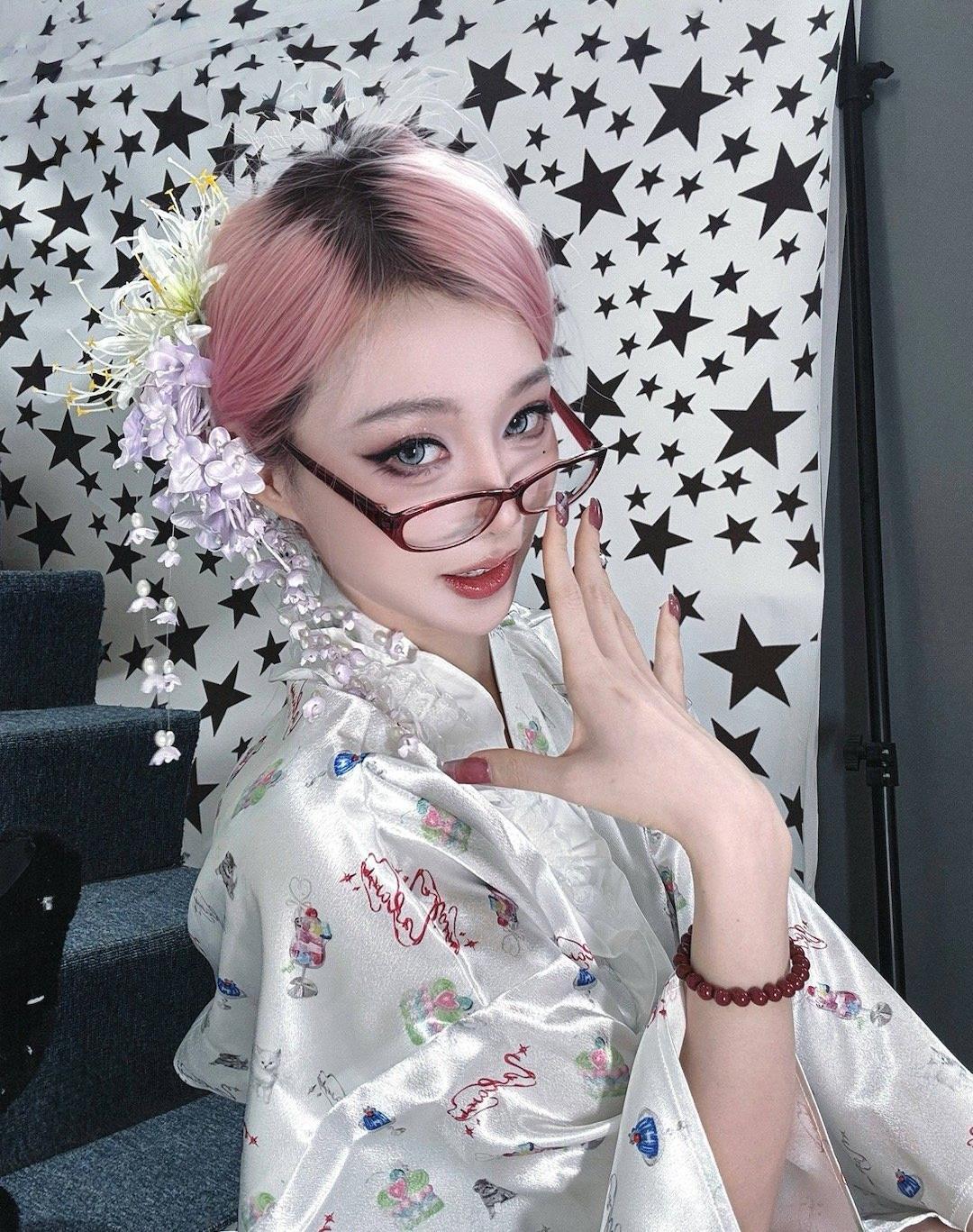 今日穿搭 美女写真 (3/9) 今日穿搭 美女写真 第3张 - cosplay图集