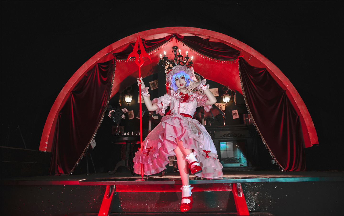 《东方project》蕾米莉亚·斯卡雷特cosplay (10/12) 《东方project》蕾米莉亚·斯卡雷特cosplay 第10张 - 芙兰朵露图集
