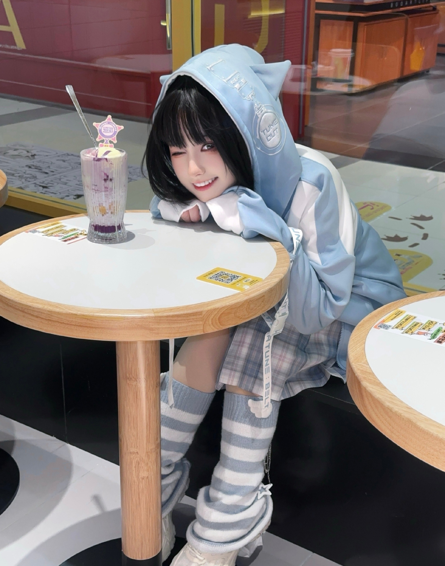 超话冬日约 绘次元艺术家 写真 (4/7) 超话冬日约 绘次元艺术家 写真 第4张 - cosplay图集