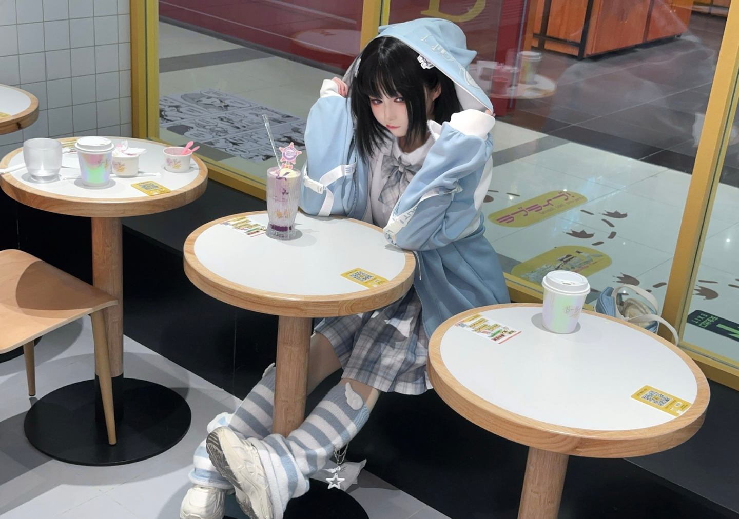 超话冬日约 绘次元艺术家 写真 (5/7) 超话冬日约 绘次元艺术家 写真 第5张 - cosplay图集