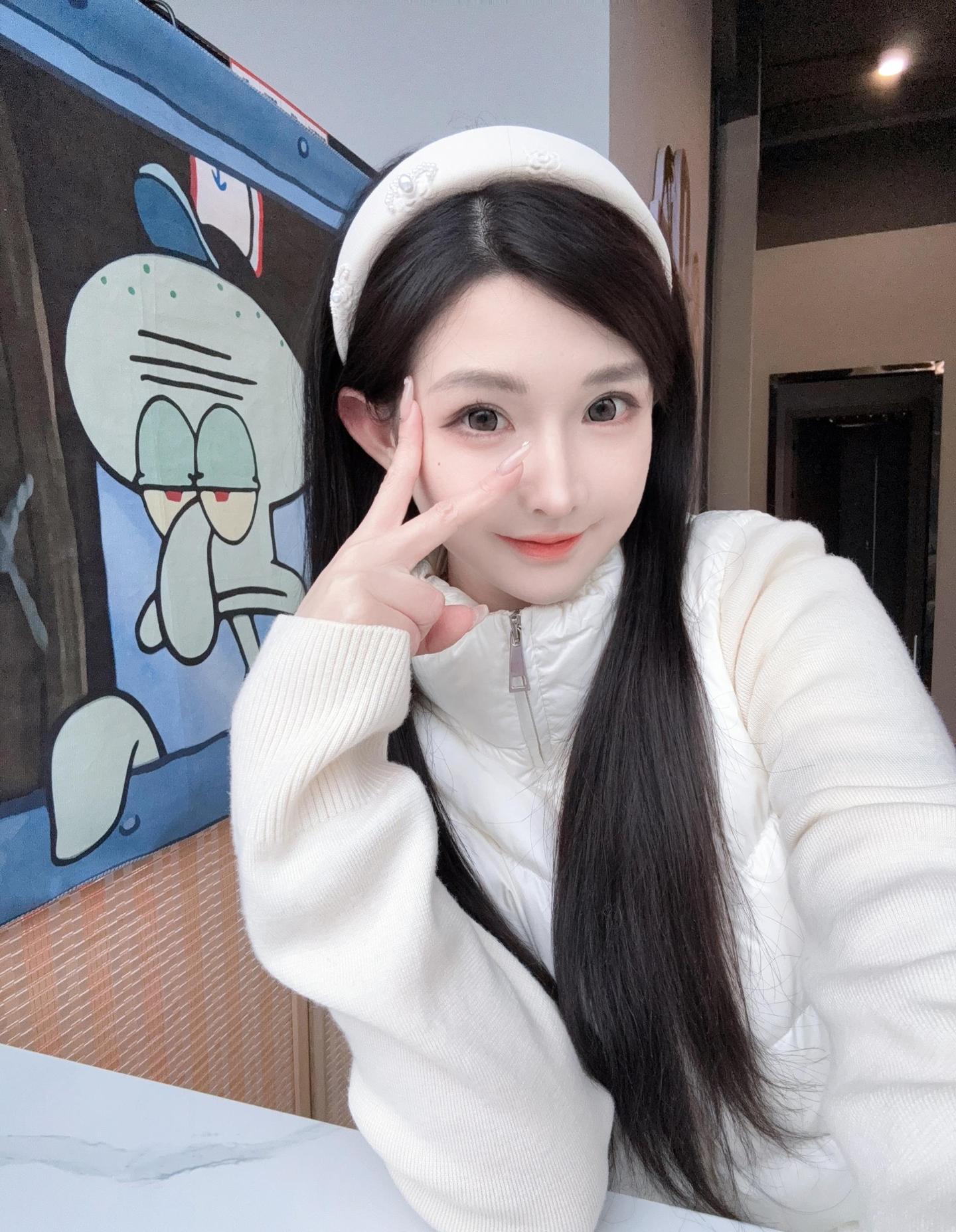 露哥日常穿搭 (3/6) 露哥日常穿搭 第3张 - cosplay图集