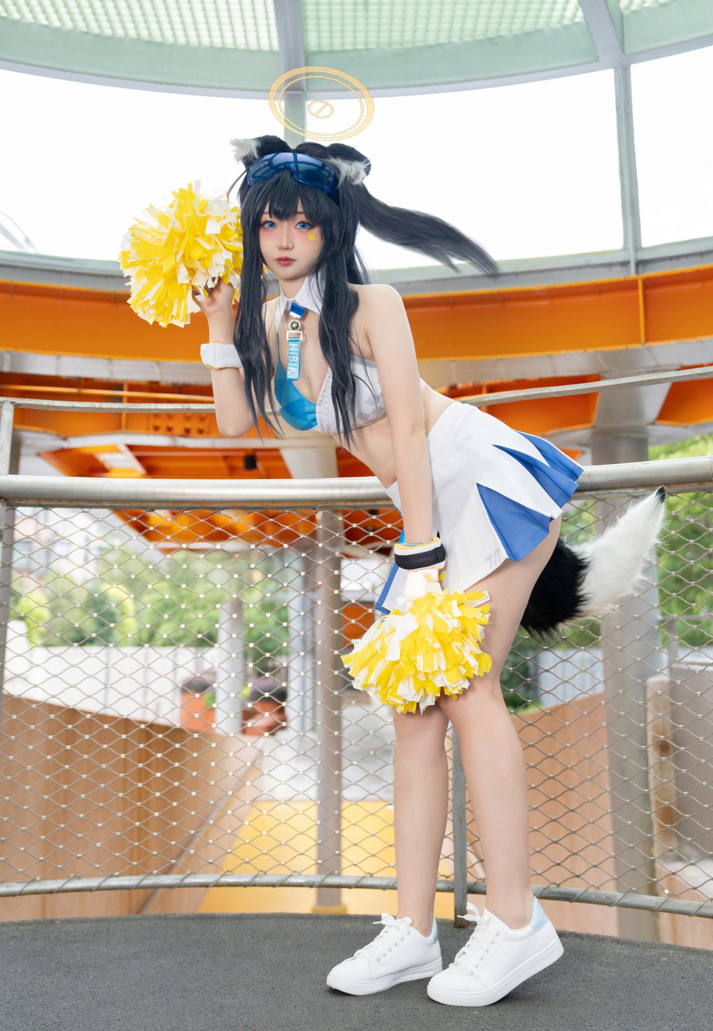 《蔚蓝档案》 猫冢响cosplay (3/10) 《蔚蓝档案》 猫冢响cosplay 第3张 - 猫冢响图集