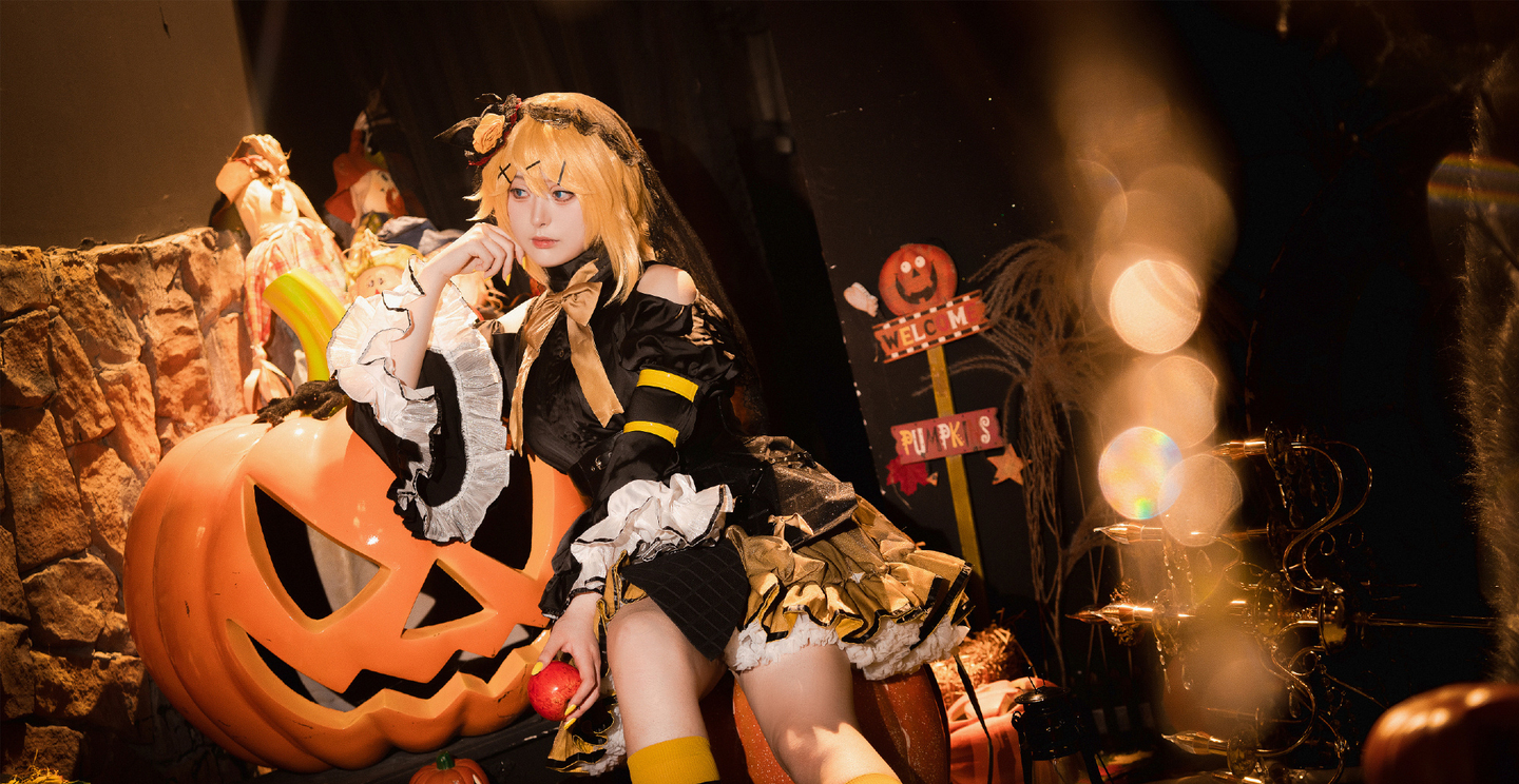 《镜音双子》镜音连cosplay (7/13) 《镜音双子》镜音连cosplay 第7张 - 镜音铃图集