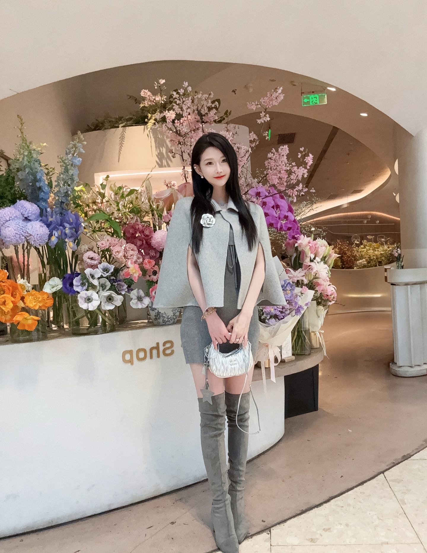 露哥日常穿搭 (2/7) 露哥日常穿搭 第2张 - cosplay图集