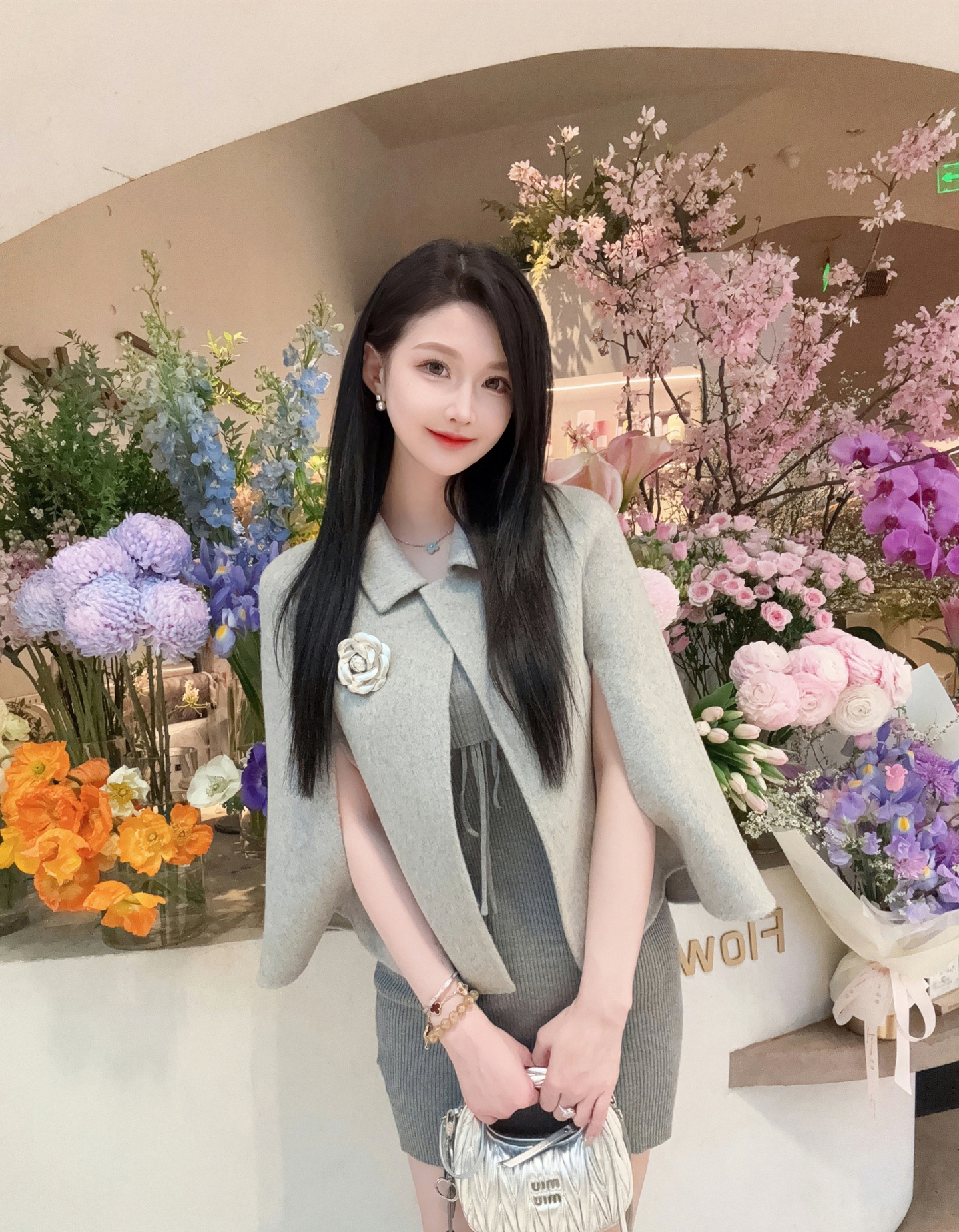 露哥日常穿搭 (6/7) 露哥日常穿搭 第6张 - cosplay图集