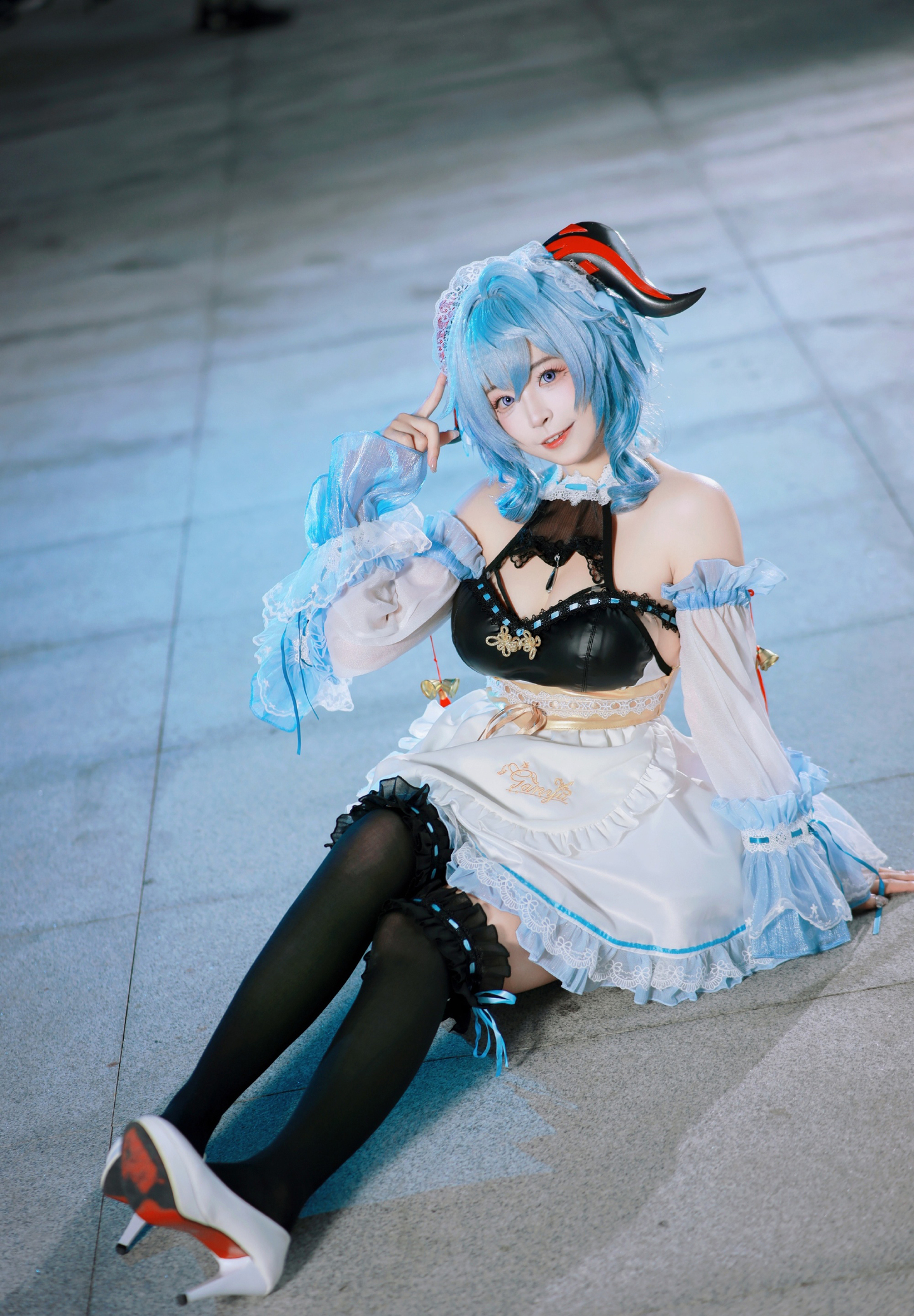 《原神》甘雨cosplay (8/9) 《原神》甘雨cosplay 第8张 - 甘雨图集