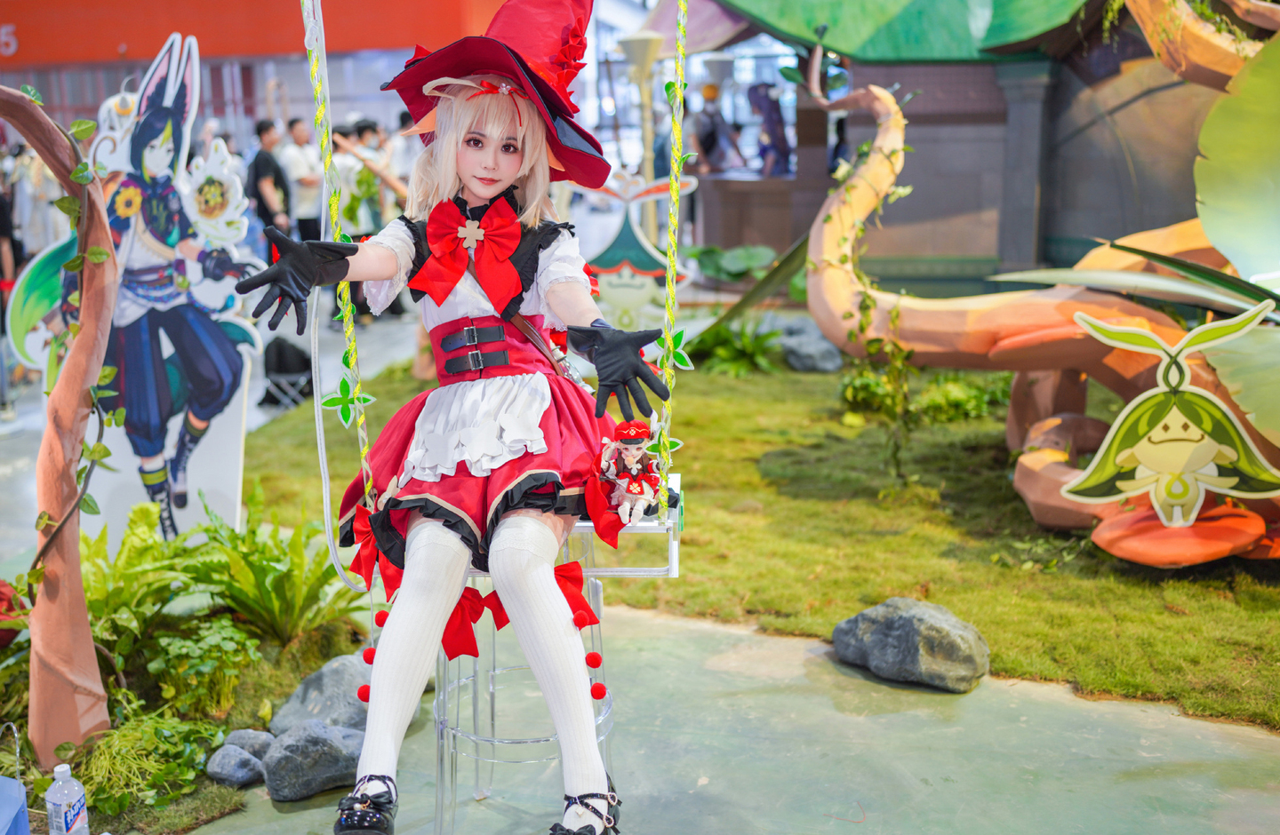 《原神》可莉cosplay (11/11) 《原神》可莉cosplay 第11张 - 可莉图集