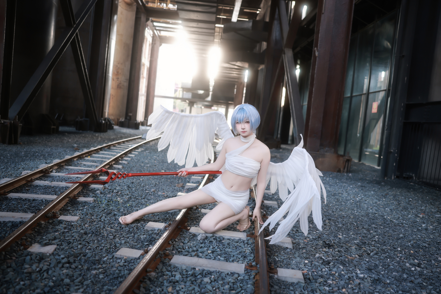 《新世纪福音战士》绫波丽cosplay (4/8) 《新世纪福音战士》绫波丽cosplay 第4张 - 绫波丽图集