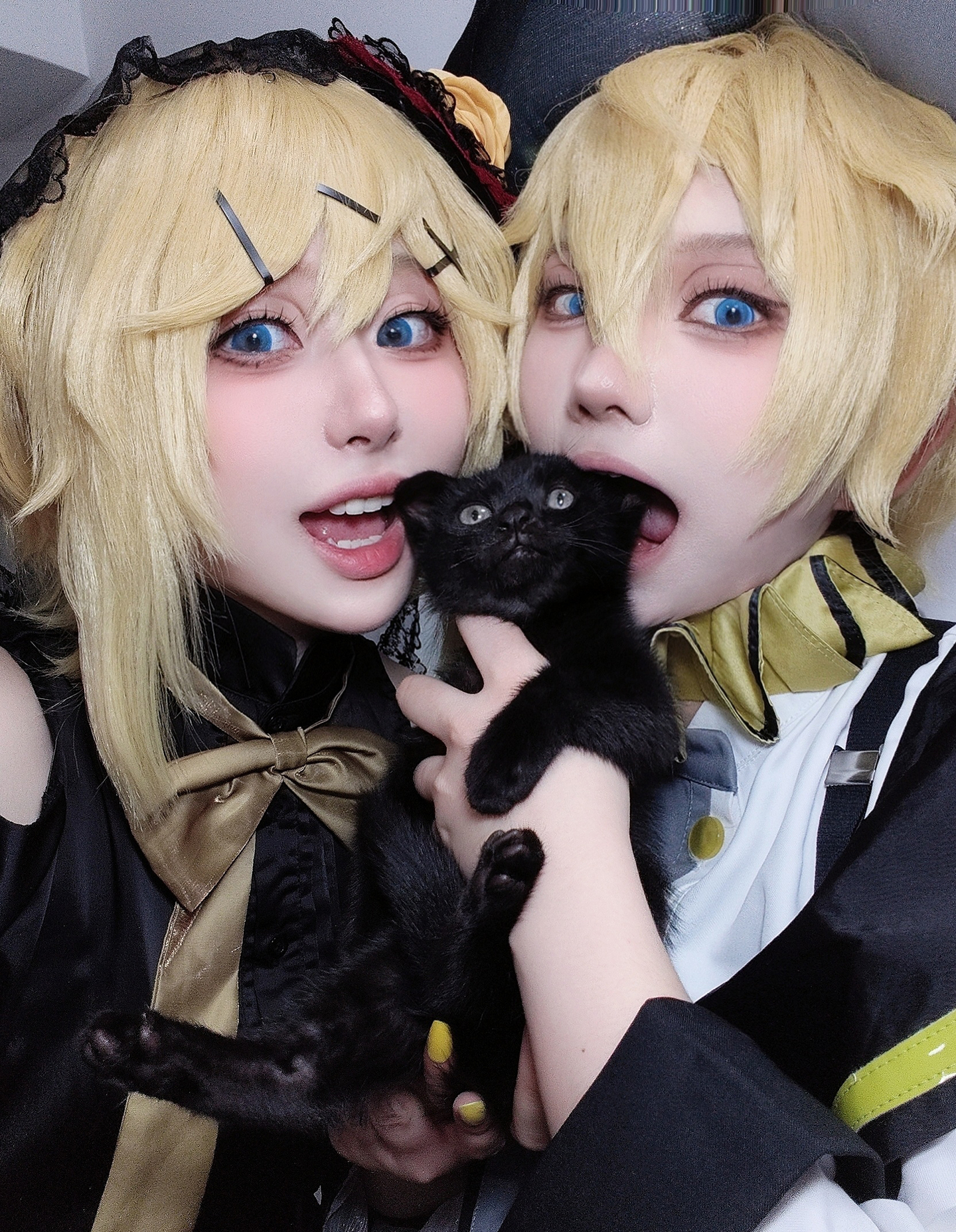 《VOCALOID》镜音双子cosplay (3/6) 《VOCALOID》镜音双子cosplay 第3张 - 镜音铃图集