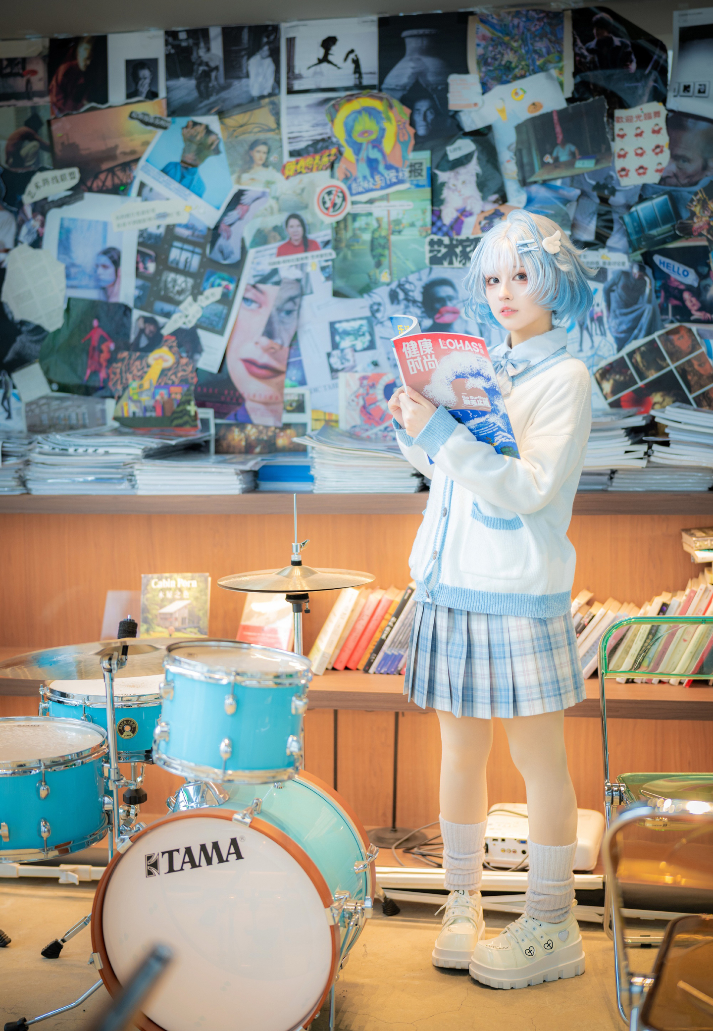 美女咖啡店写真 | COSER之家精选图集-coser家，cosplay爱好者，二次元聚集地，动漫文化，新番资讯，ACG，Coser展示