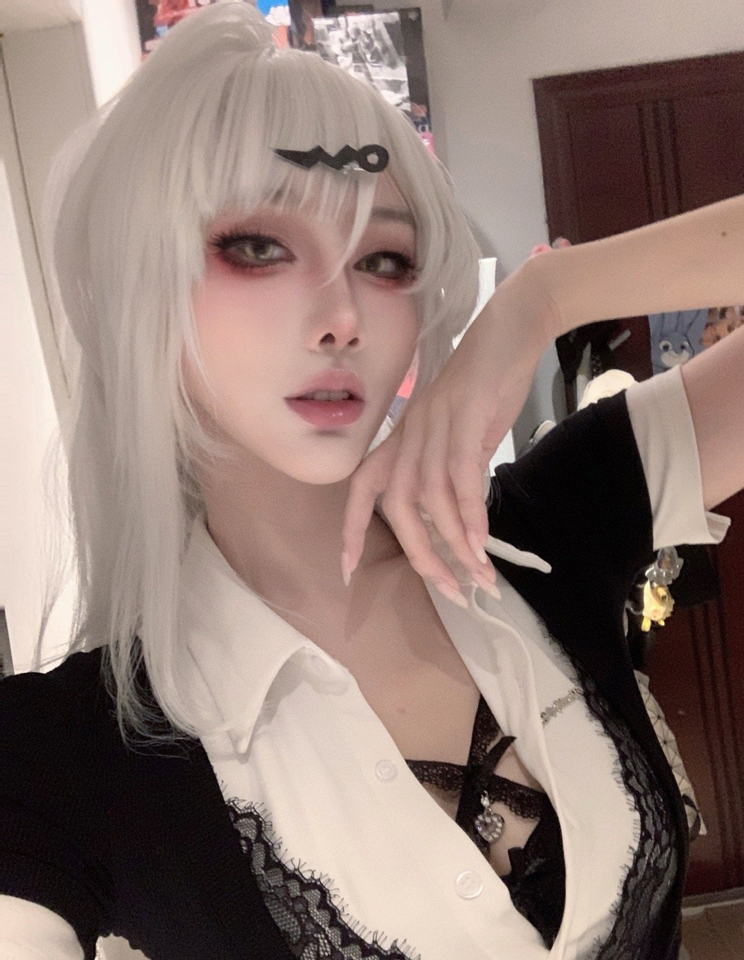 《绝区零》仪玄cosplay (4/11) 《绝区零》仪玄cosplay 第4张 - 仪玄图集