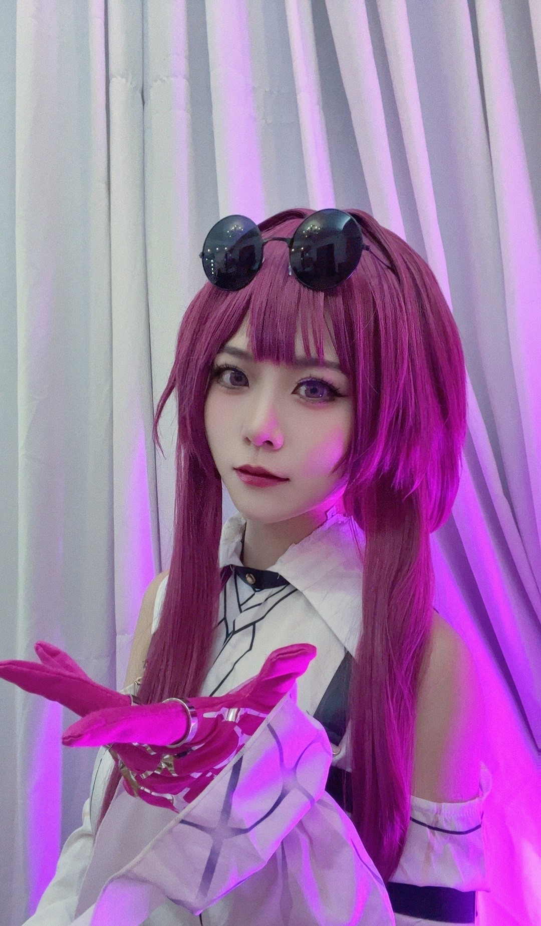 《崩坏:星穹铁道》卡芙卡cosplay (7/9) 《崩坏:星穹铁道》卡芙卡cosplay 第7张 - 卡芙卡图集