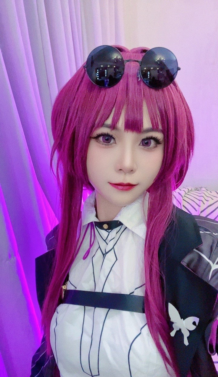 《崩坏:星穹铁道》卡芙卡cosplay (8/9) 《崩坏:星穹铁道》卡芙卡cosplay 第8张 - 卡芙卡图集