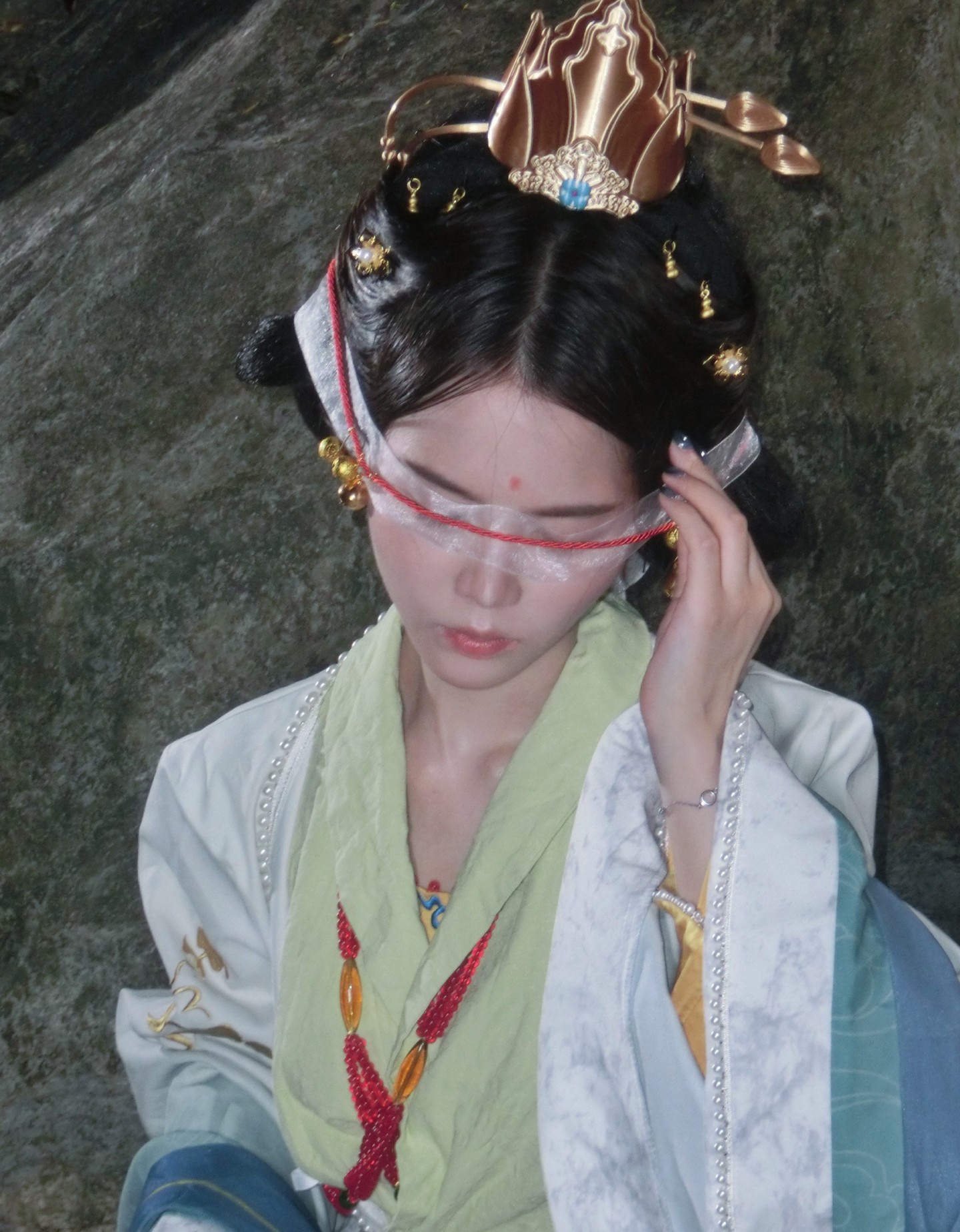 《燕云十六声》观音cosplay (2/9) 《燕云十六声》观音cosplay 第2张 - 观音图集