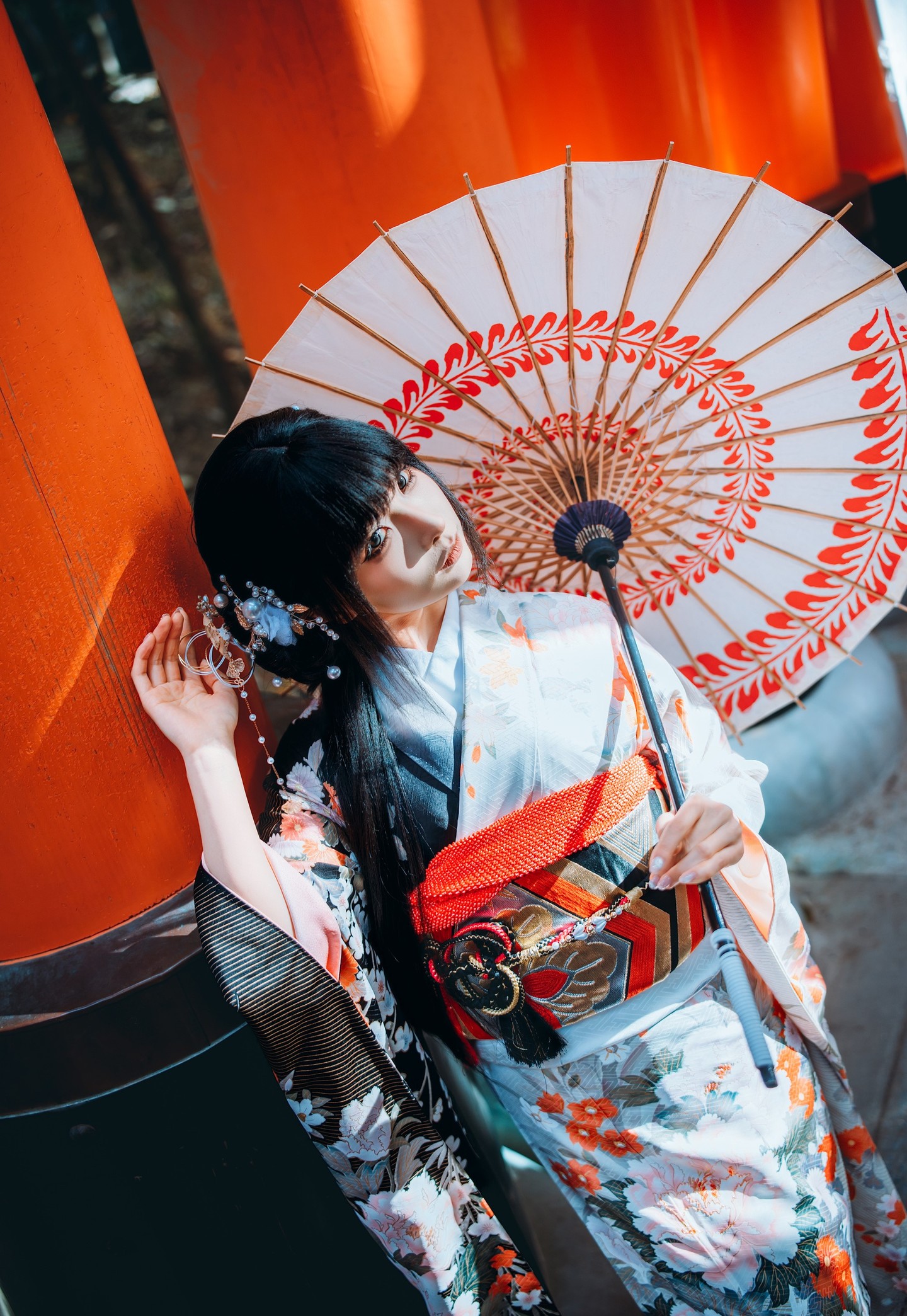 《秋寻》红和服少女写真 第5张 - cosplay图集