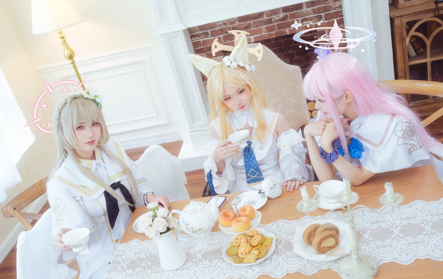 《蔚蓝档案》 圣三一茶话会 圣娅cosplay (2/11) 《蔚蓝档案》 圣三一茶话会 圣娅cosplay 第2张 - 圣娅图集