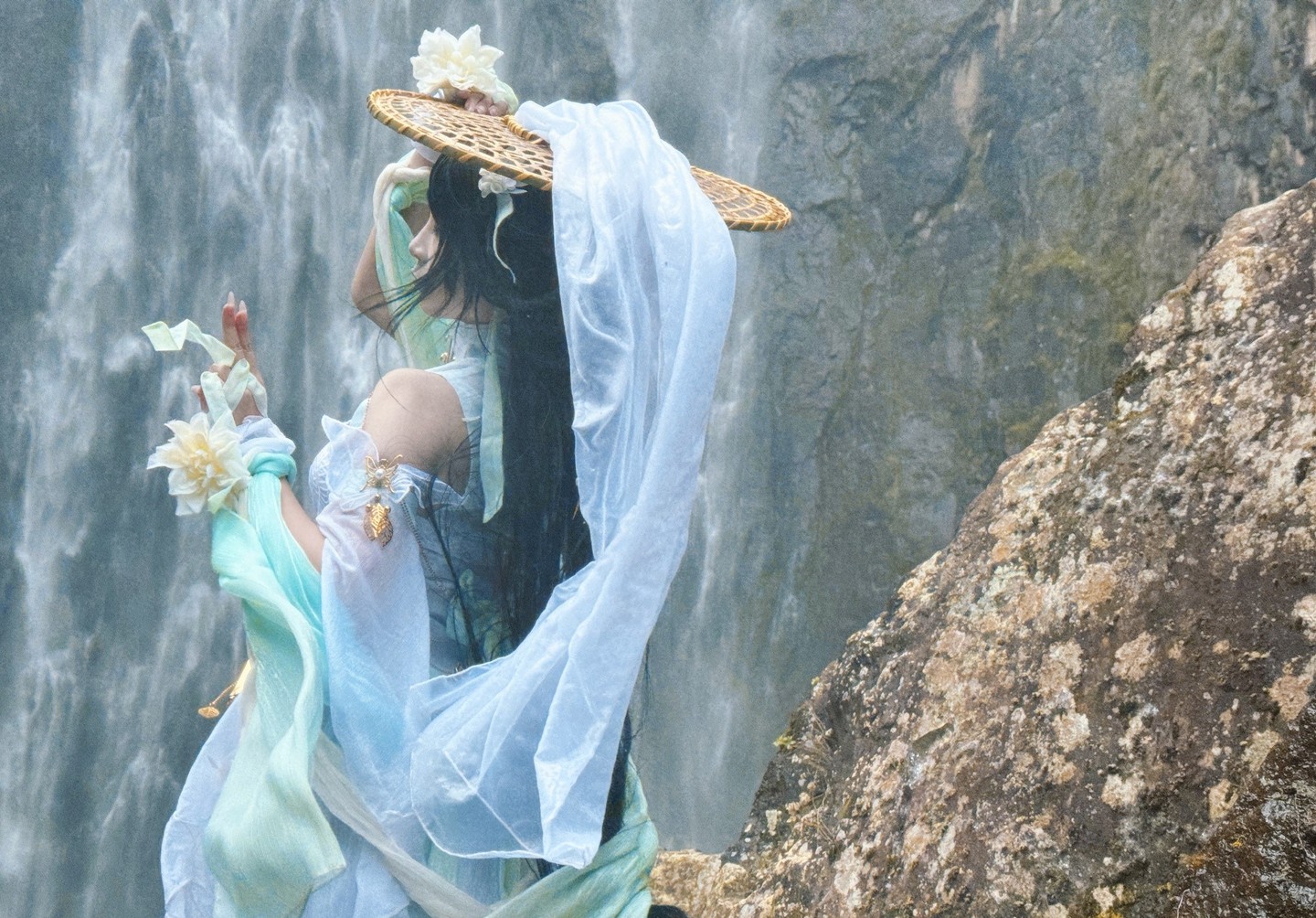 《逆水寒》素问cosplay (4/6) 《逆水寒》素问cosplay 第4张 - 素问图集