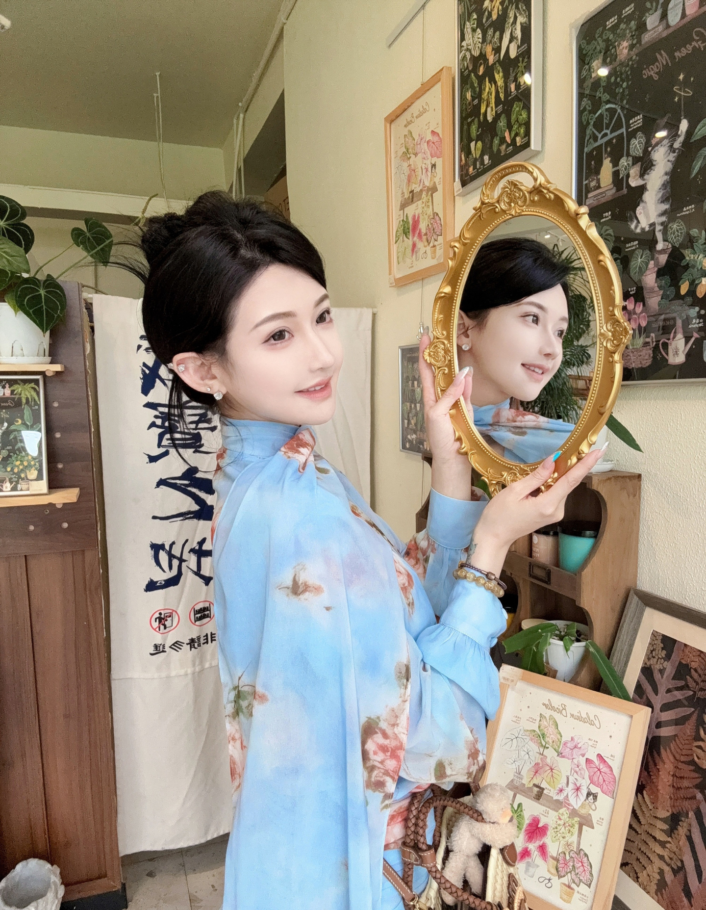 露哥日常穿搭 (4/5) 露哥日常穿搭 第4张 - cosplay图集