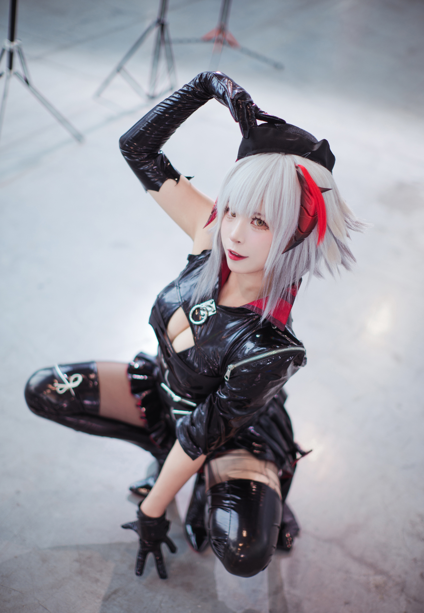 《明日方舟》 W 愚夜密函 cosplay (10/10) 《明日方舟》 W 愚夜密函 cosplay 第10张 - 愚夜密函图集