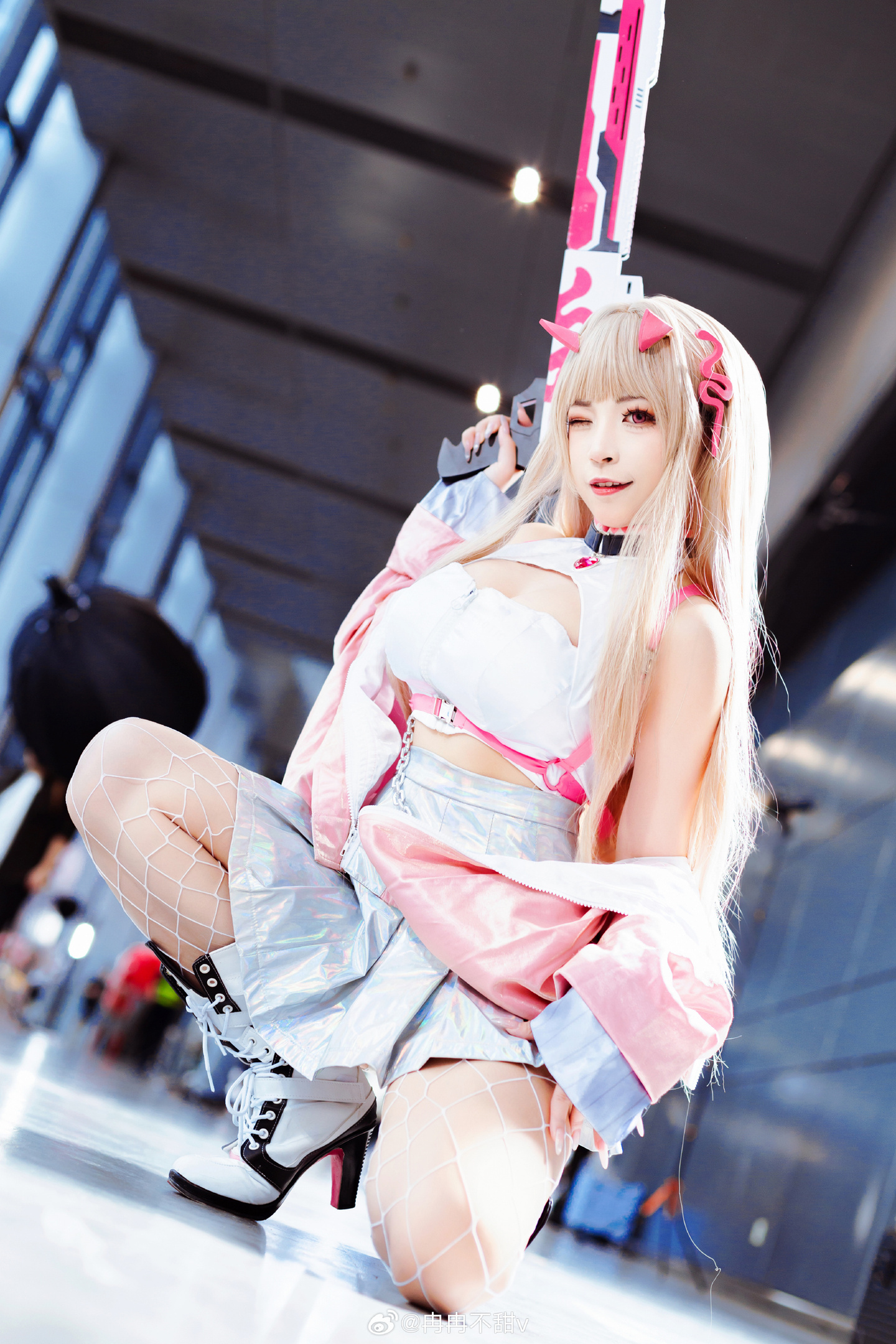 《胜利女神:妮姬》毒蛇cosplay | 冉冉不甜vcos毒蛇-coser家,cosplay爱好者,二次元聚集地,动漫文化,新番资讯,ACG,Coser展示