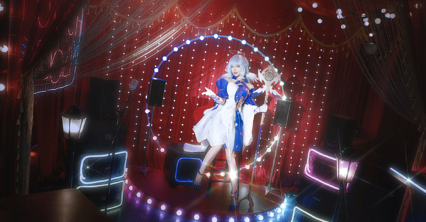 《崩坏:星穹铁道》知更鸟cosplay (3/9) 《崩坏:星穹铁道》知更鸟cosplay 第3张 - 知更鸟图集