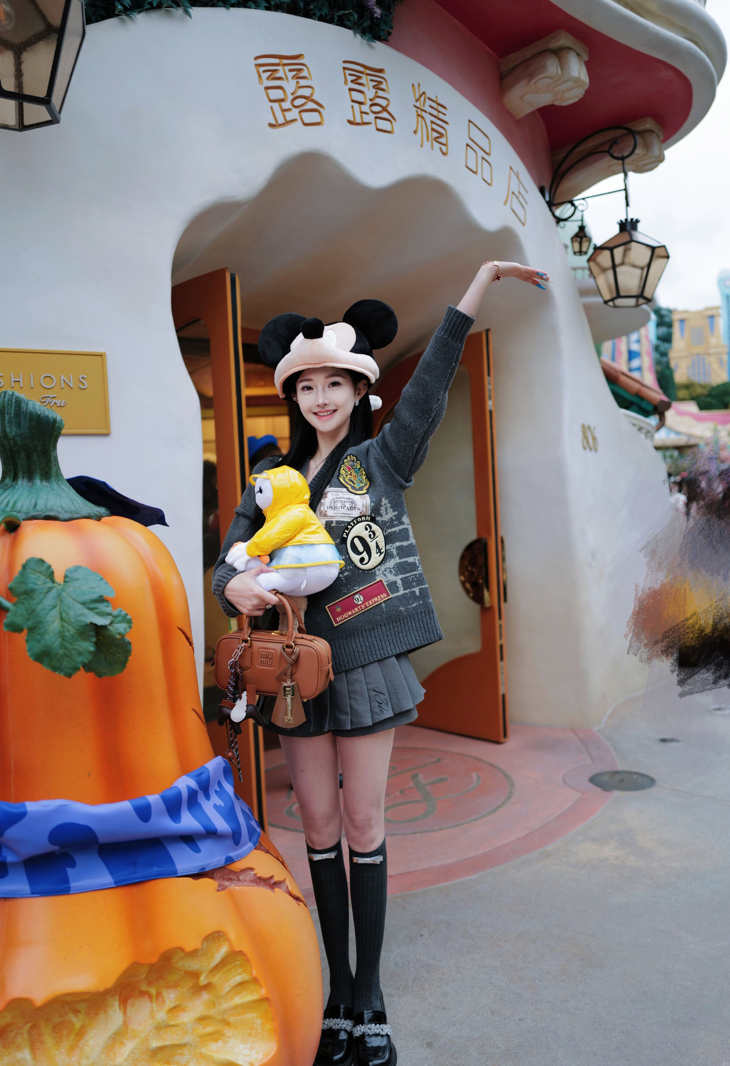 露哥日常穿搭 (5/6) 露哥日常穿搭 第5张 - cosplay图集