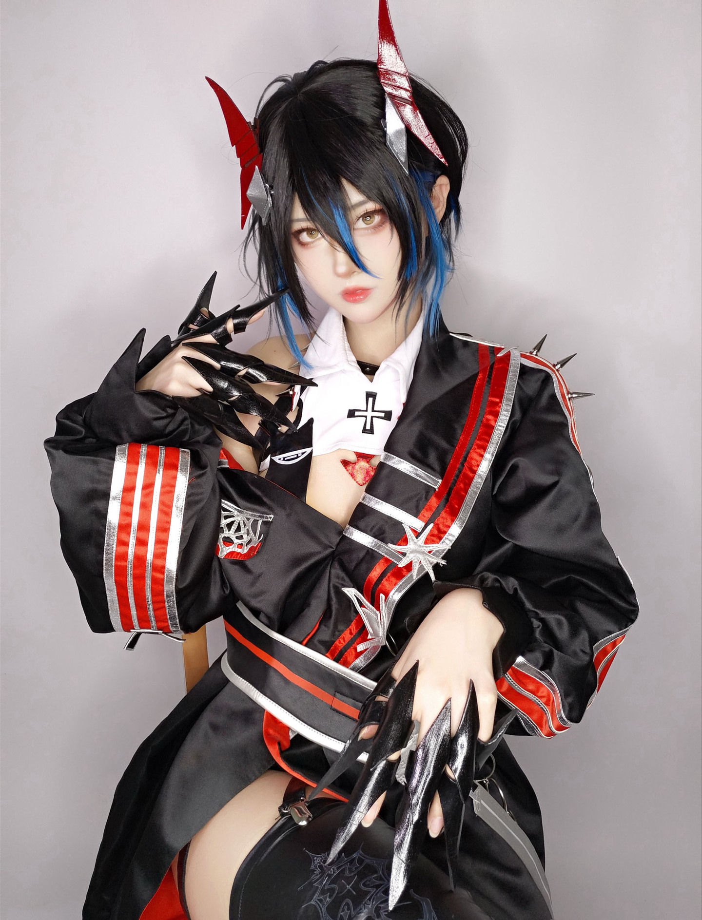 《碧蓝航线》胡藤cosplay ​​​ | 外星嫣子_Yancos胡藤-coser家，cosplay爱好者，二次元聚集地，动漫文化，新番资讯，ACG，Coser展示