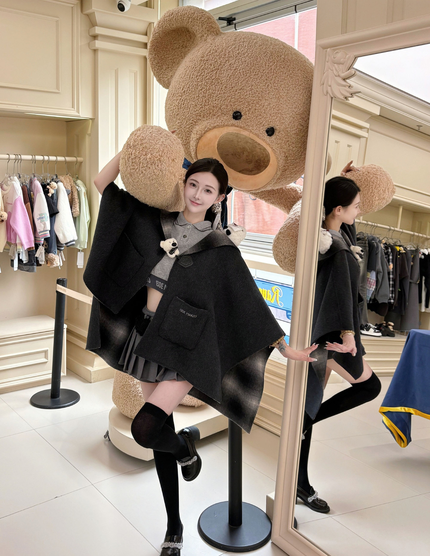 露哥日常穿搭 | COSER之家精选图集-coser家，cosplay爱好者，二次元聚集地，动漫文化，新番资讯，ACG，Coser展示
