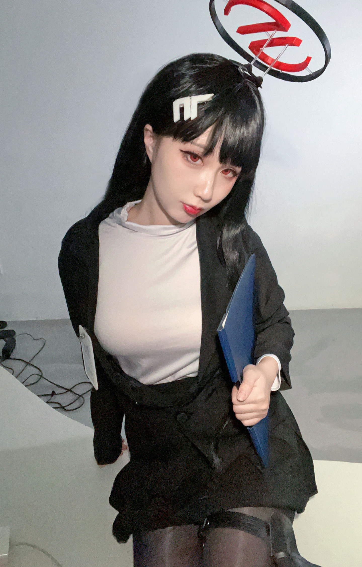 《蔚蓝档案》调月莉音cosplay (4/4) 《蔚蓝档案》调月莉音cosplay 第4张 - 调月莉音图集