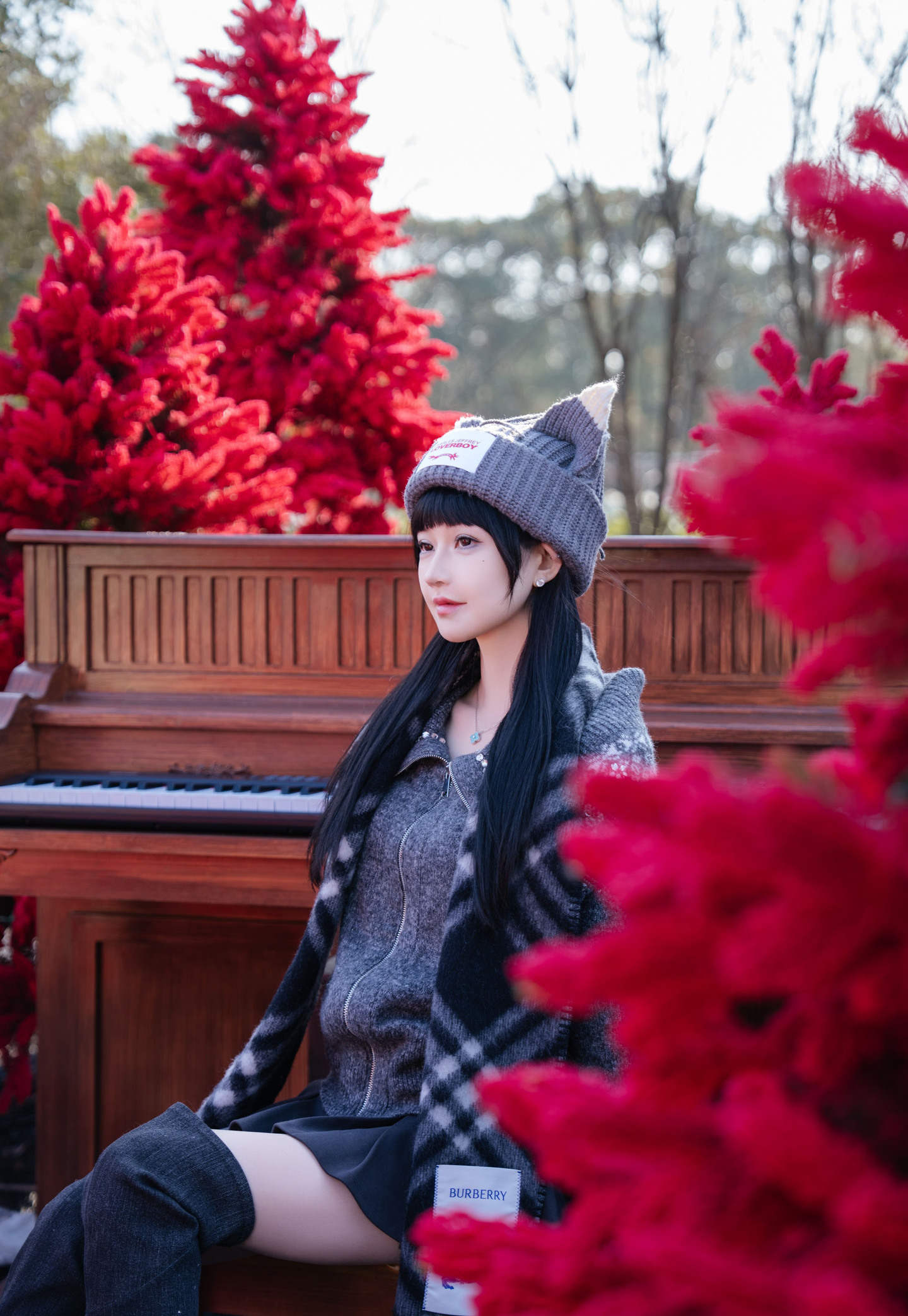 露哥日常穿搭 | COSER之家精选图集-coser家,cosplay爱好者,二次元聚集地,动漫文化,新番资讯,ACG,Coser展示
