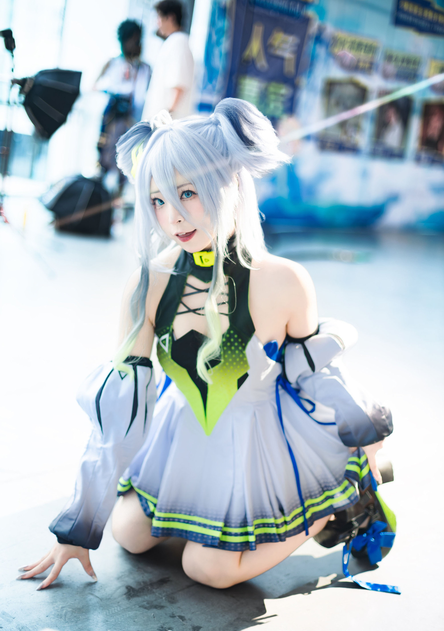 《交错战线》雷克斯cosplay (4/10) 《交错战线》雷克斯cosplay 第4张 - 雷克斯图集