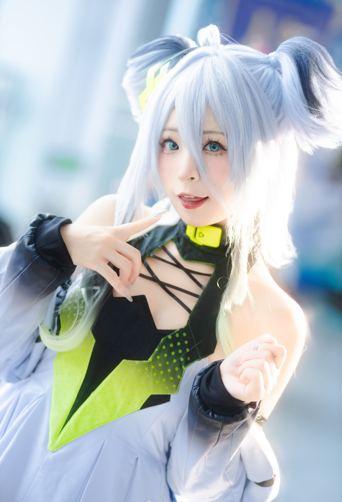 《交错战线》雷克斯cosplay (7/10) 《交错战线》雷克斯cosplay 第7张 - 雷克斯图集