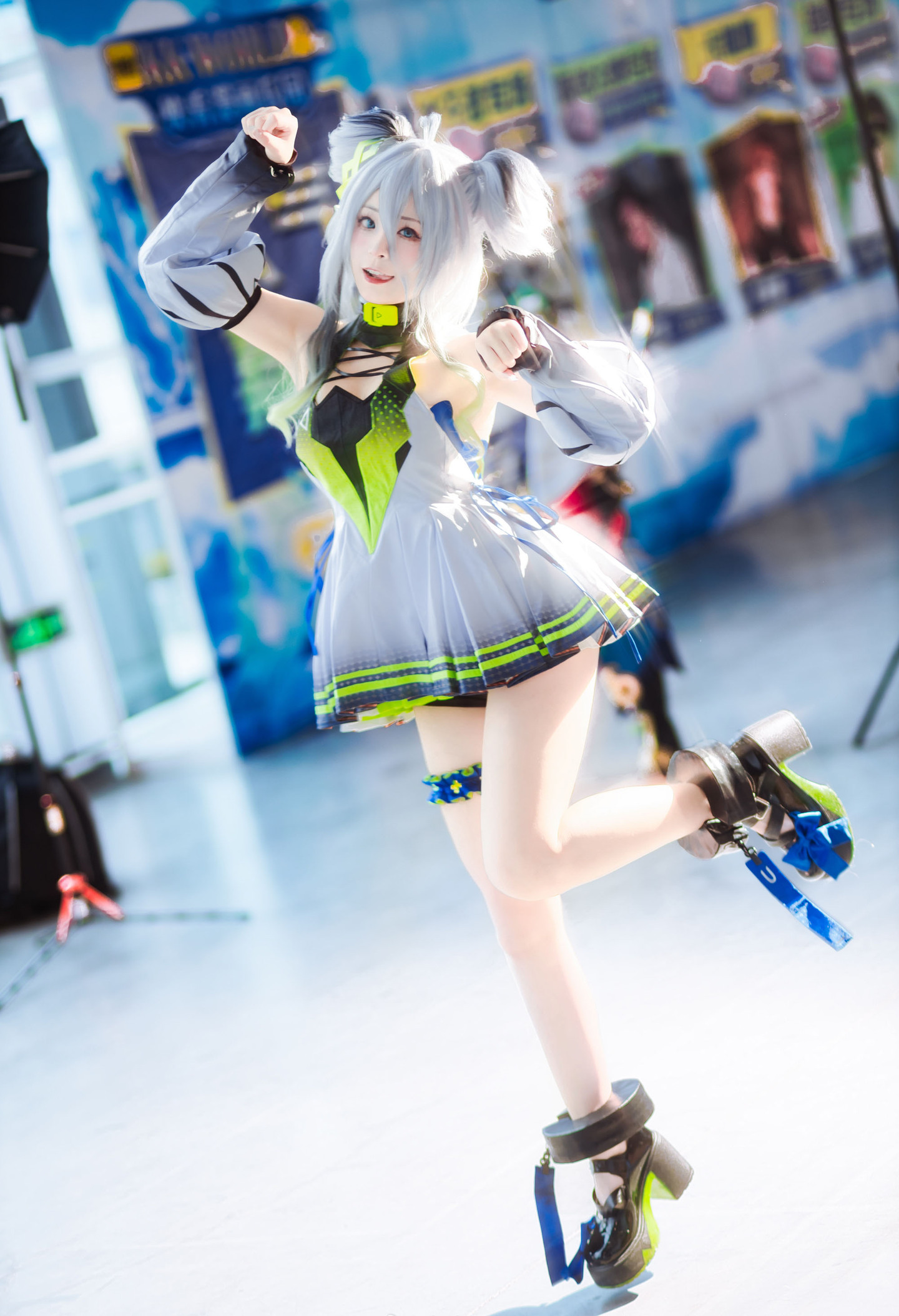 《交错战线》雷克斯cosplay (9/10) 《交错战线》雷克斯cosplay 第9张 - 雷克斯图集