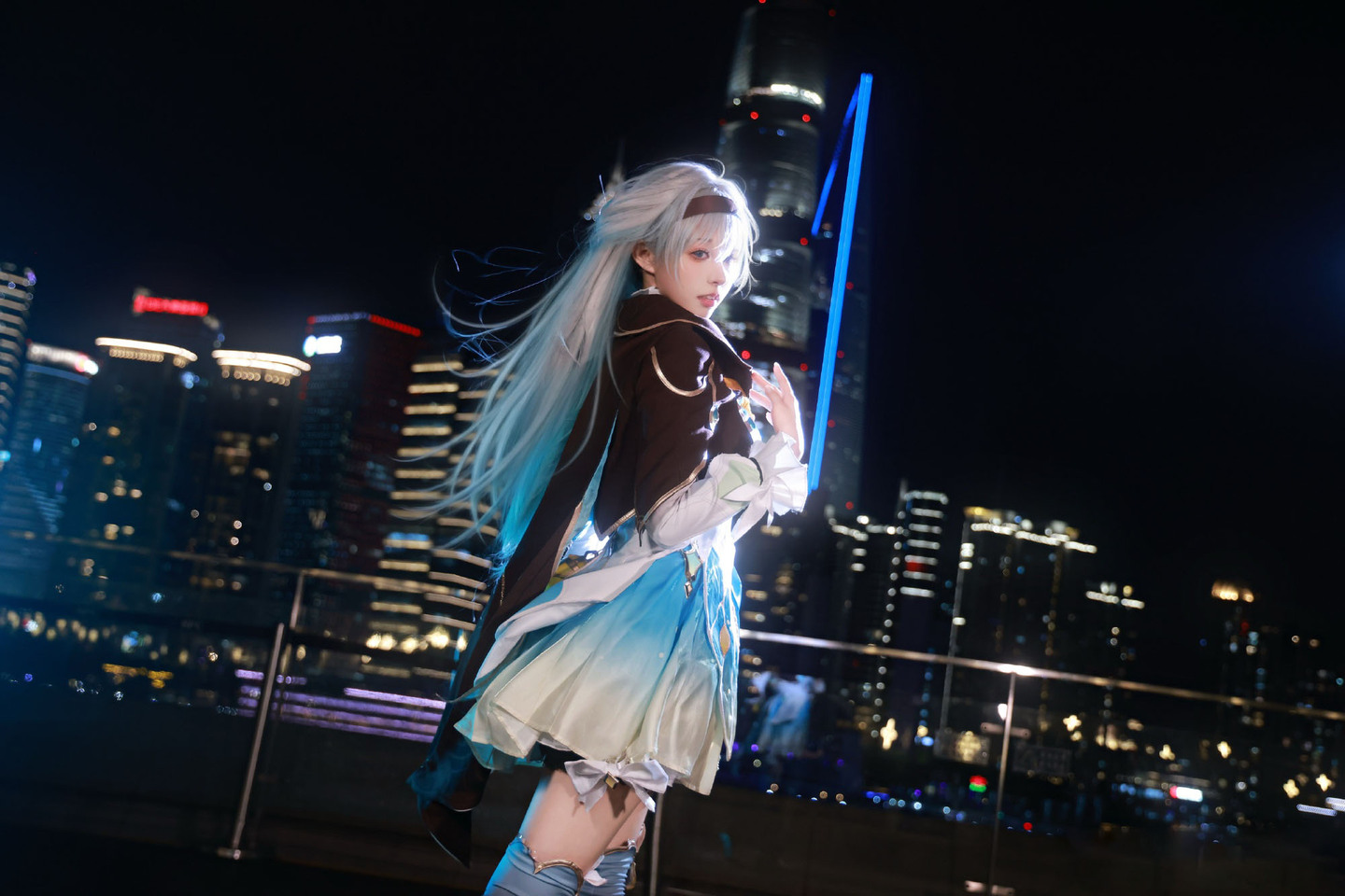 《崩坏:星穹铁道》流萤cosplay (3/5) 《崩坏:星穹铁道》流萤cosplay 第3张 - 流萤图集