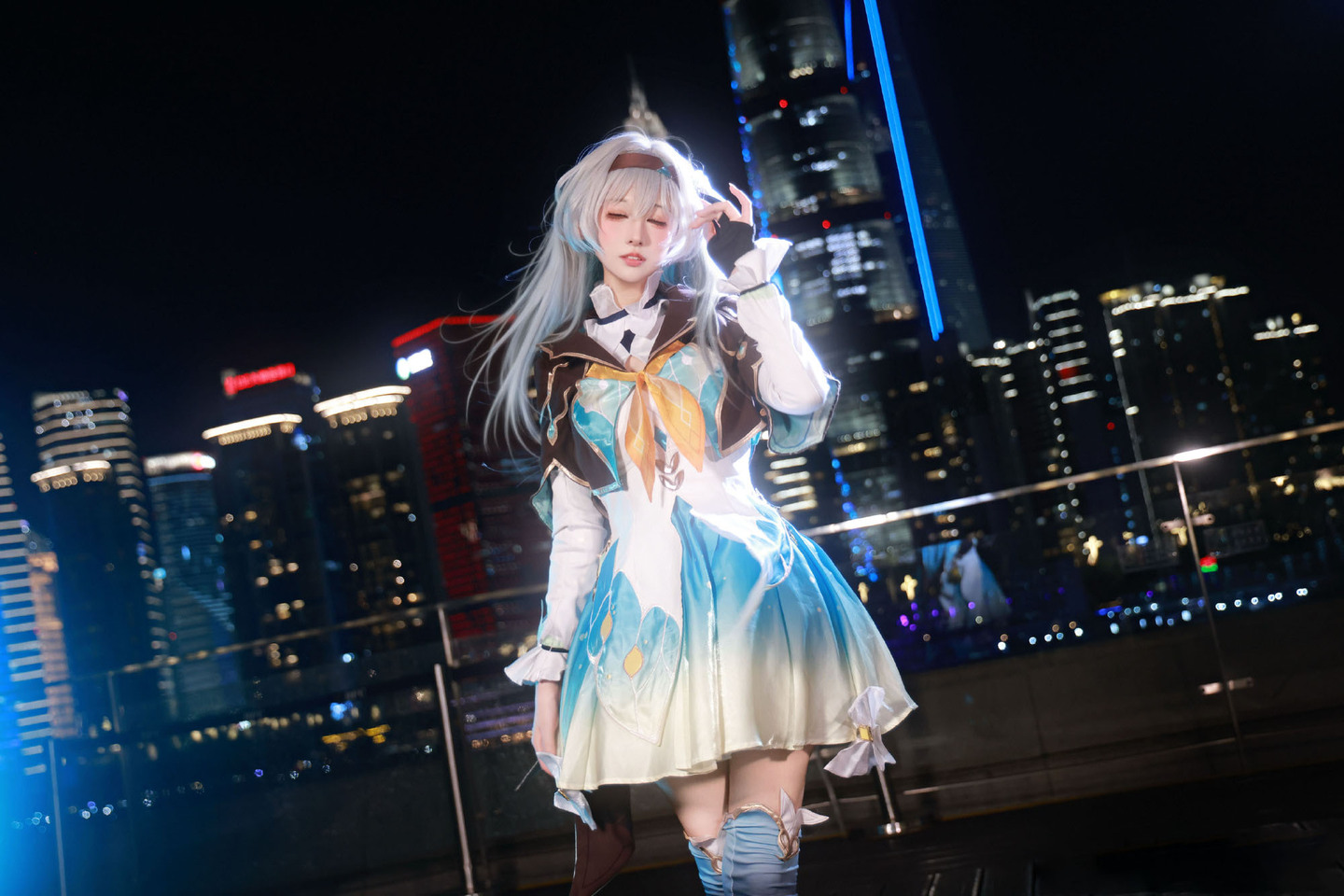 《崩坏:星穹铁道》流萤cosplay (4/5) 《崩坏:星穹铁道》流萤cosplay 第4张 - 流萤图集