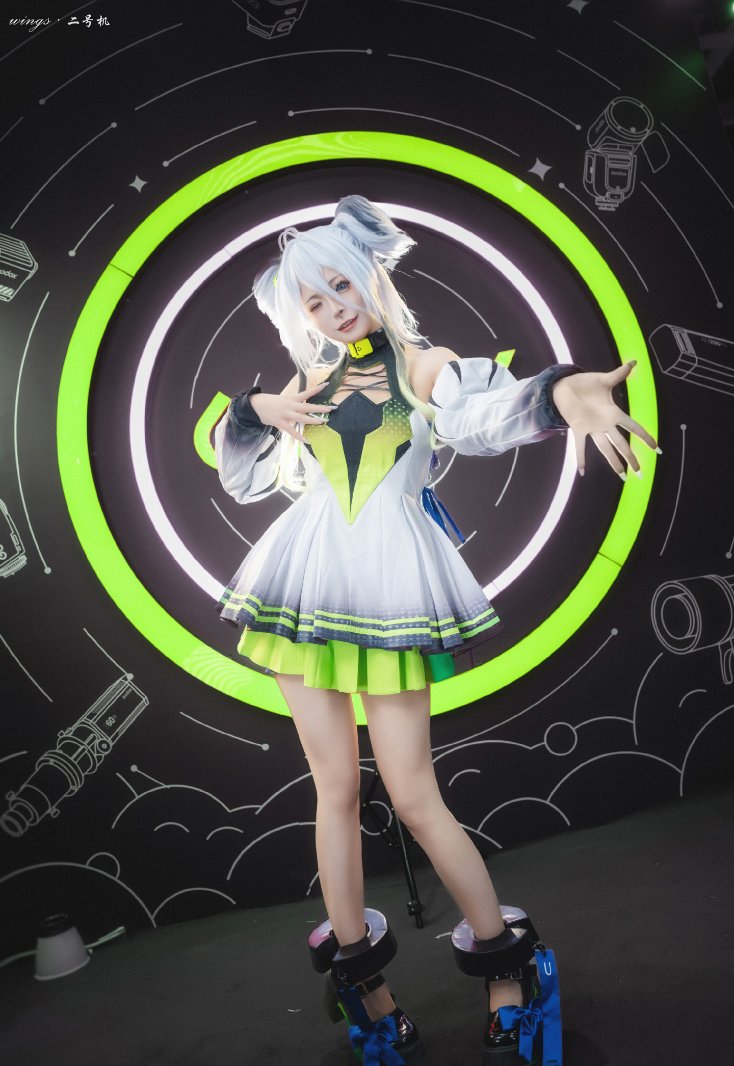 《交错战线》 雷克斯cosplay (8/9) 《交错战线》 雷克斯cosplay 第8张 - 雷克斯图集