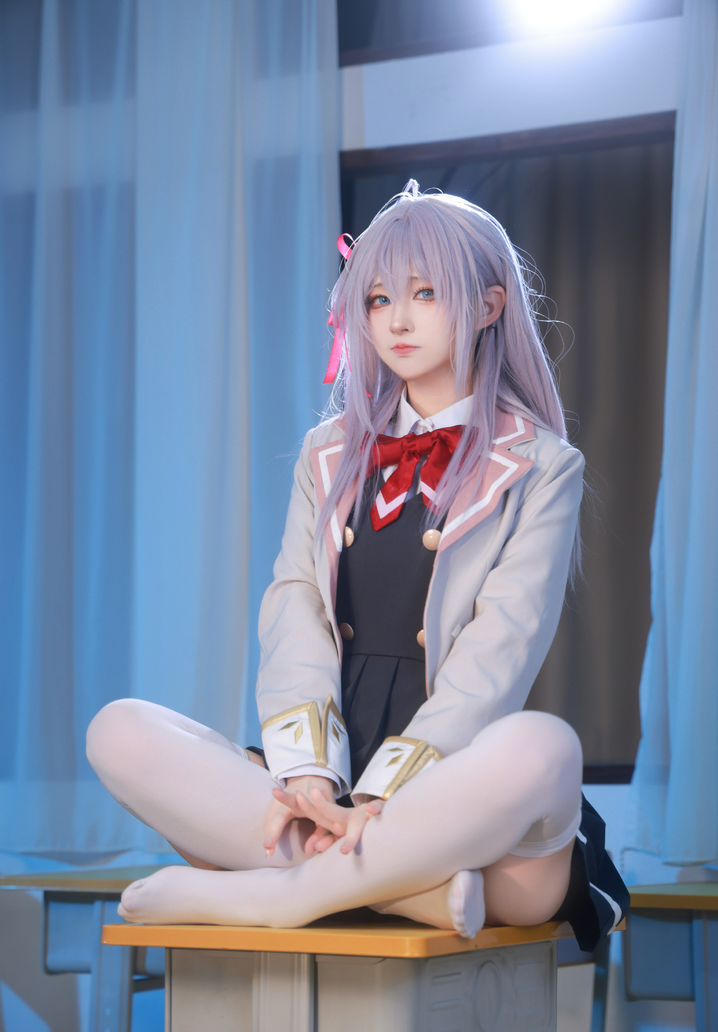 《不时轻声地以俄语遮羞的邻座艾莉同学》艾莉莎cosplay 第2张 - 艾莉莎图集
