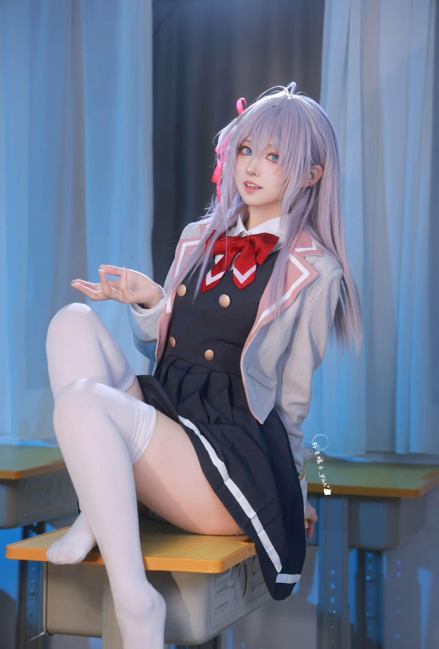 《不时轻声地以俄语遮羞的邻座艾莉同学》艾莉莎cosplay 第3张 - 艾莉莎图集