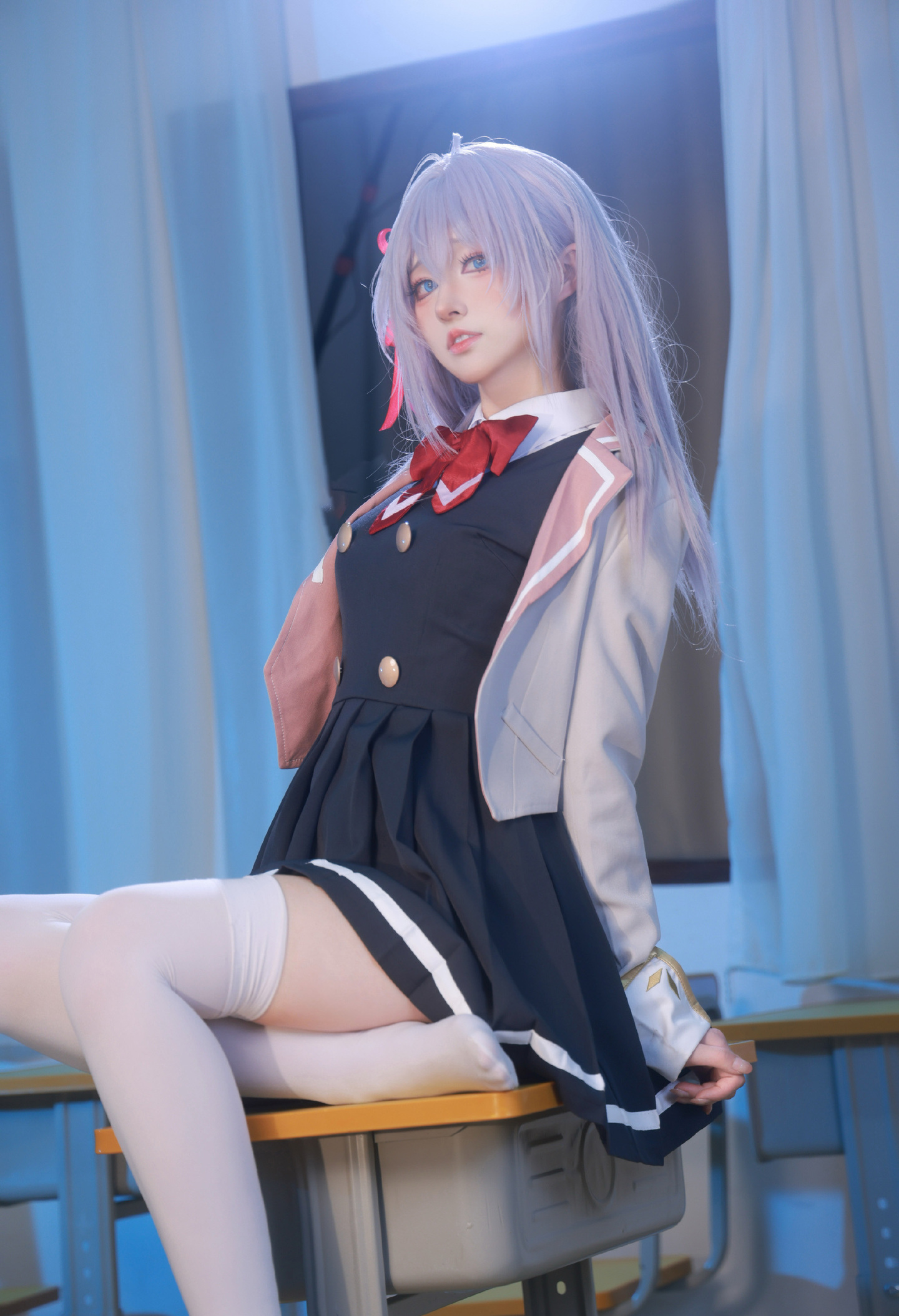 《不时轻声地以俄语遮羞的邻座艾莉同学》艾莉莎cosplay 第8张 - 艾莉莎图集