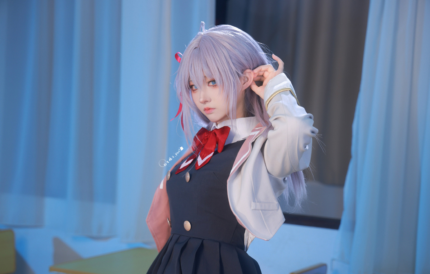 《不时轻声地以俄语遮羞的邻座艾莉同学》艾莉莎cosplay 第10张 - 艾莉莎图集