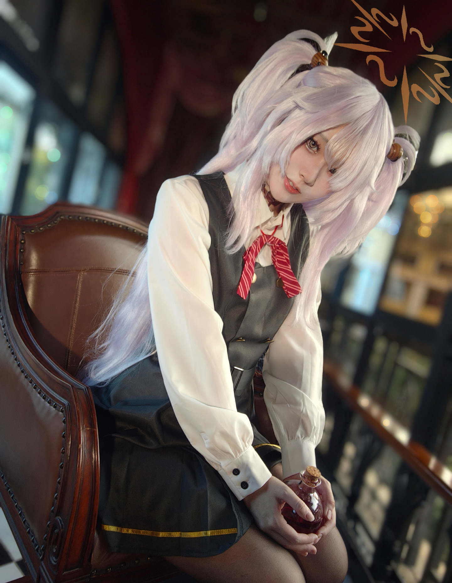 《蔚蓝档案》板垣鹿江cosplay (3/5) 《蔚蓝档案》板垣鹿江cosplay 第3张 - 板垣鹿江图集
